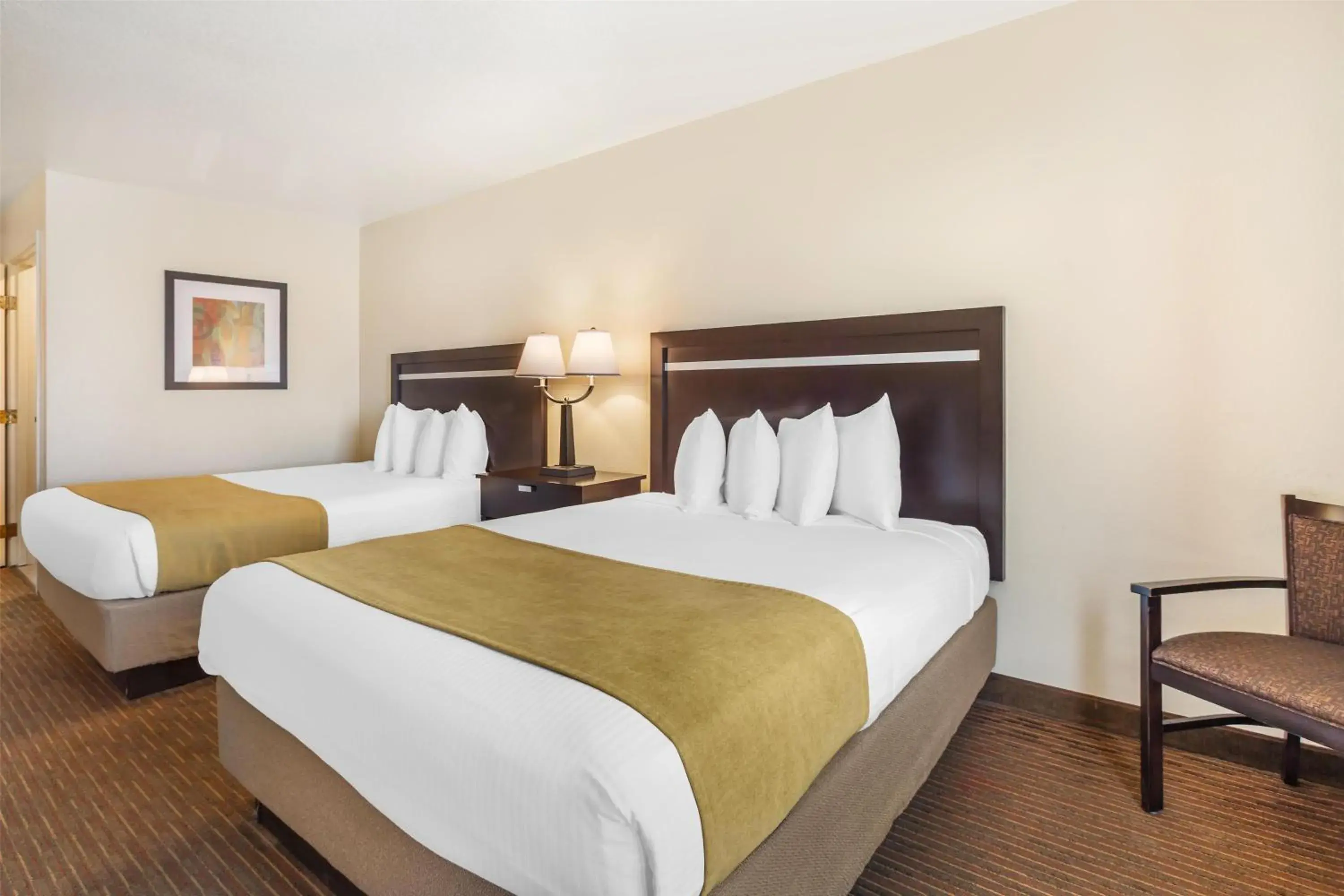 Bedroom, Bed in Best Western Luxury Inn Bedroom, Bed in Best Western Luxury Inn