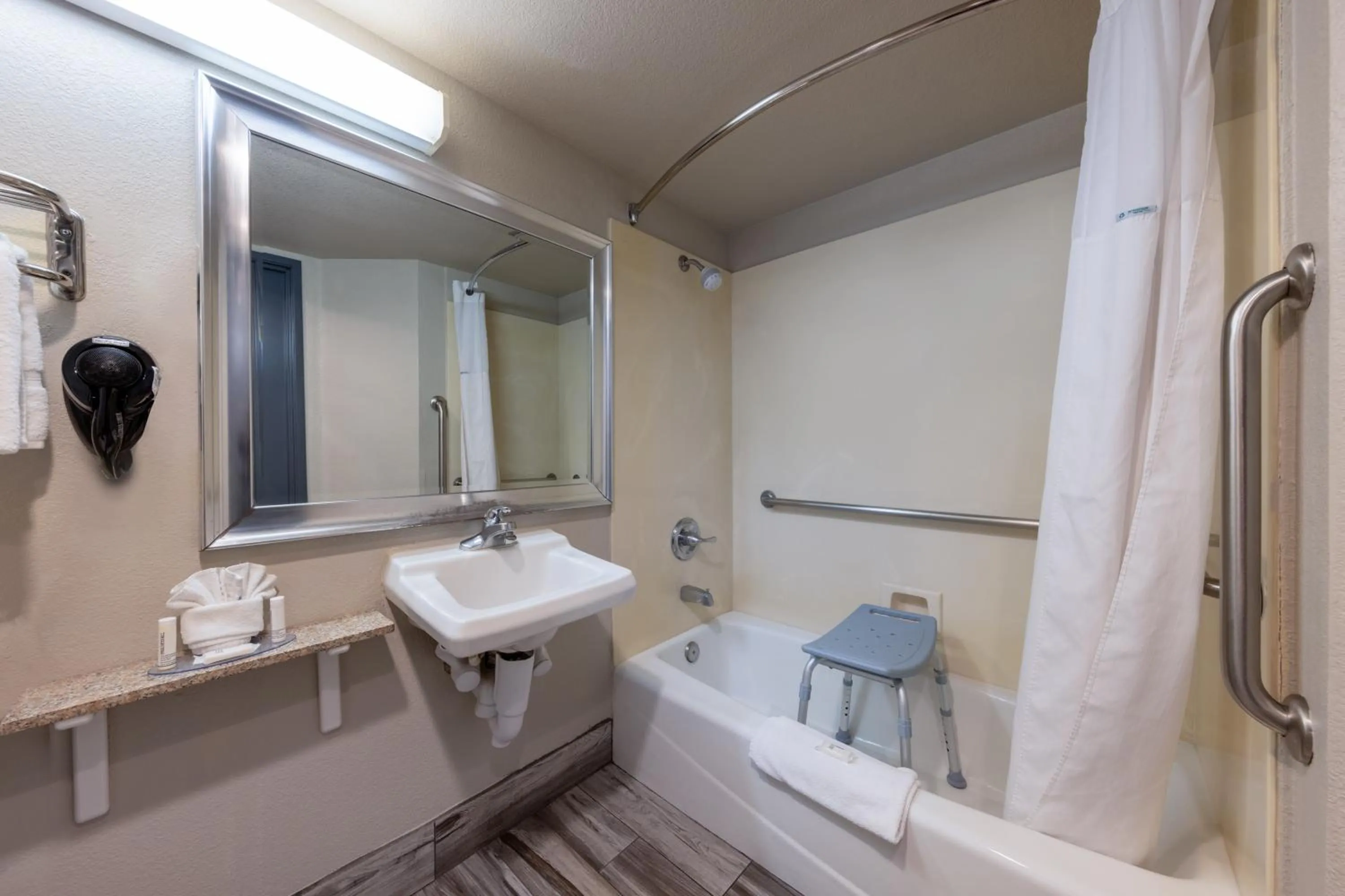 Comfort Inn Lathrop Stockton Airport