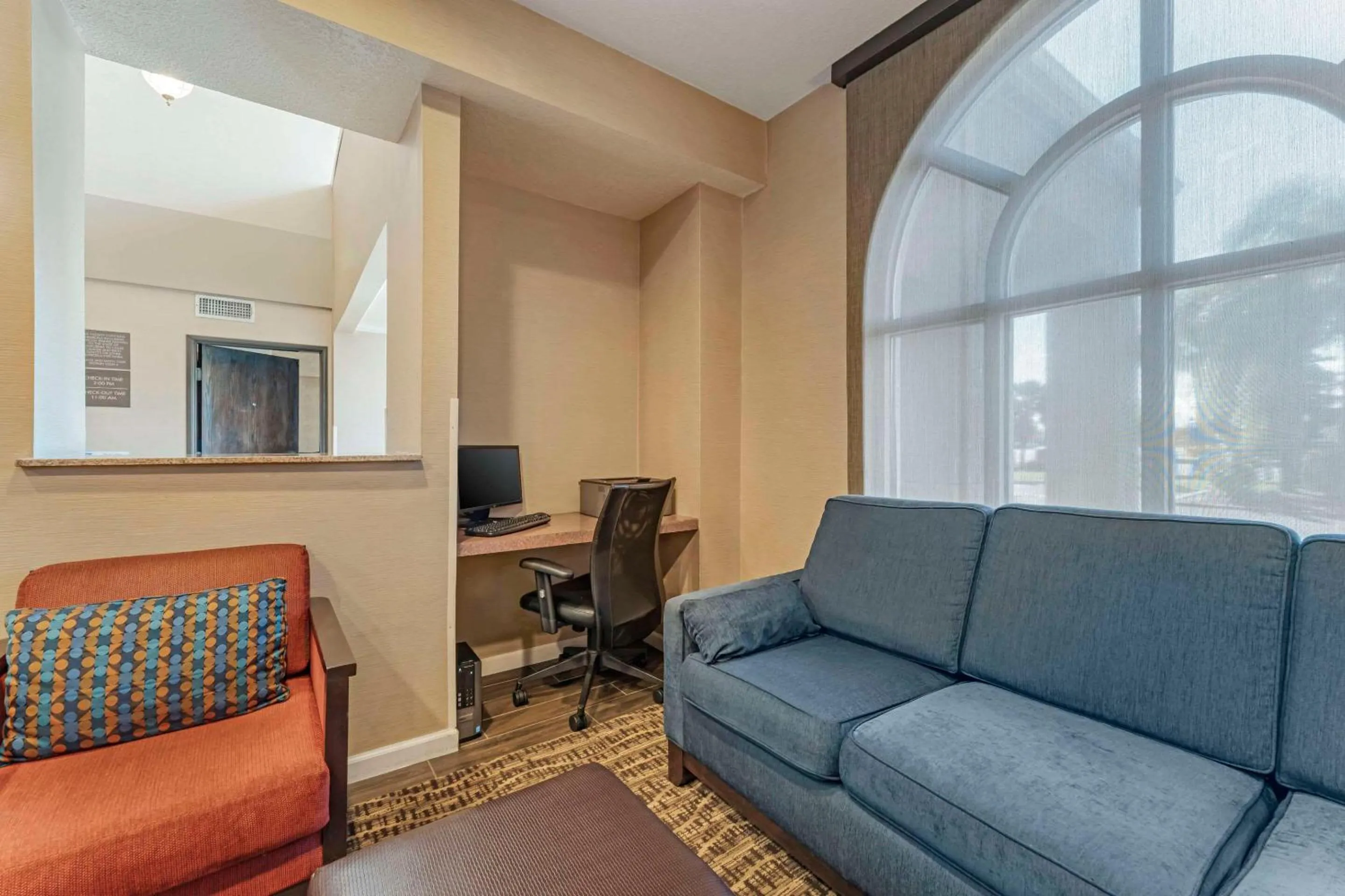 Business facilities in Comfort Inn Lathrop Stockton Airport