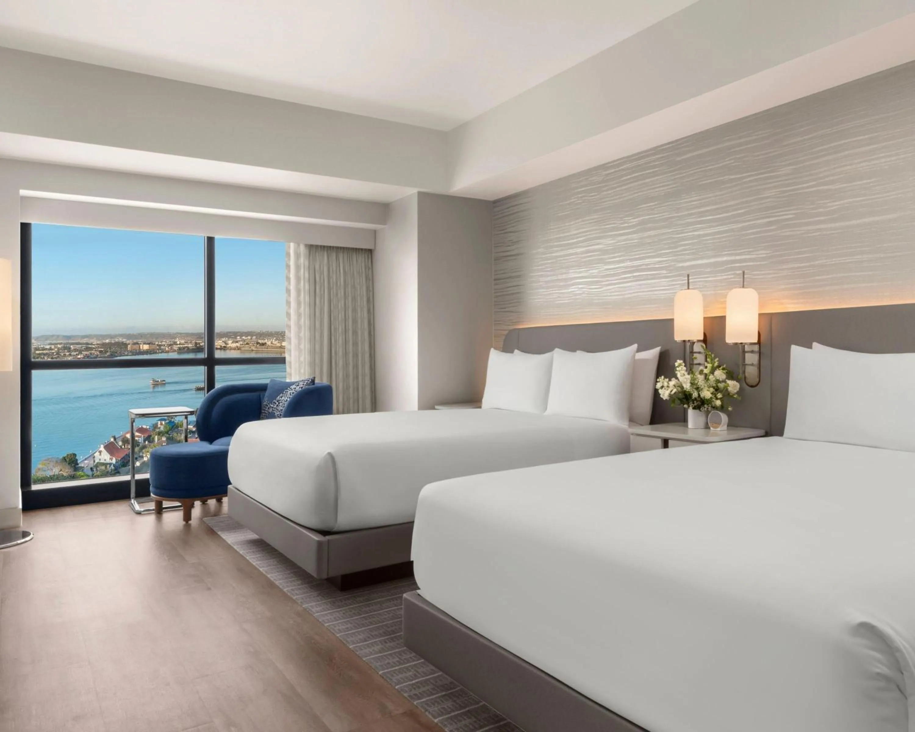 Bedroom, Bed in Manchester Grand Hyatt San Diego