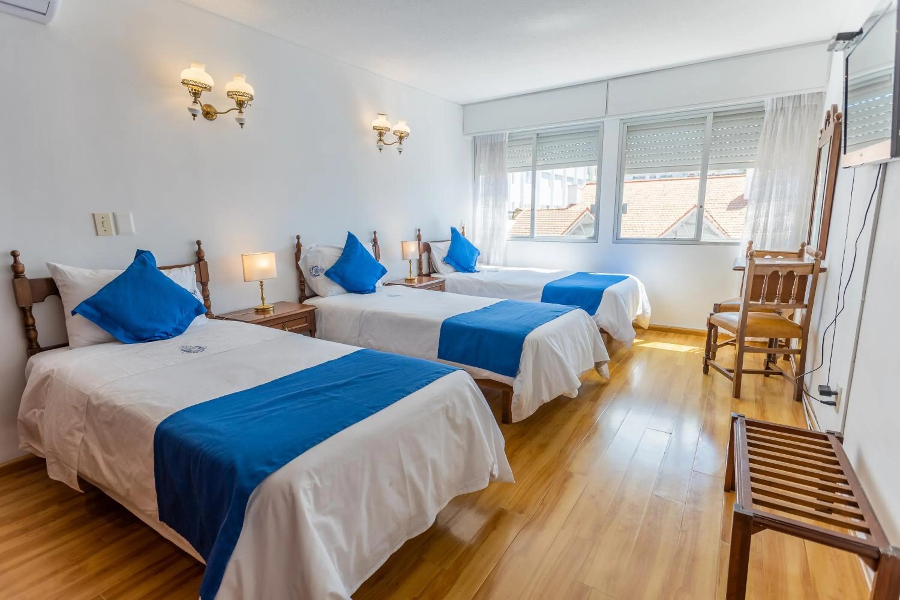 Bed in Hotel Alhambra