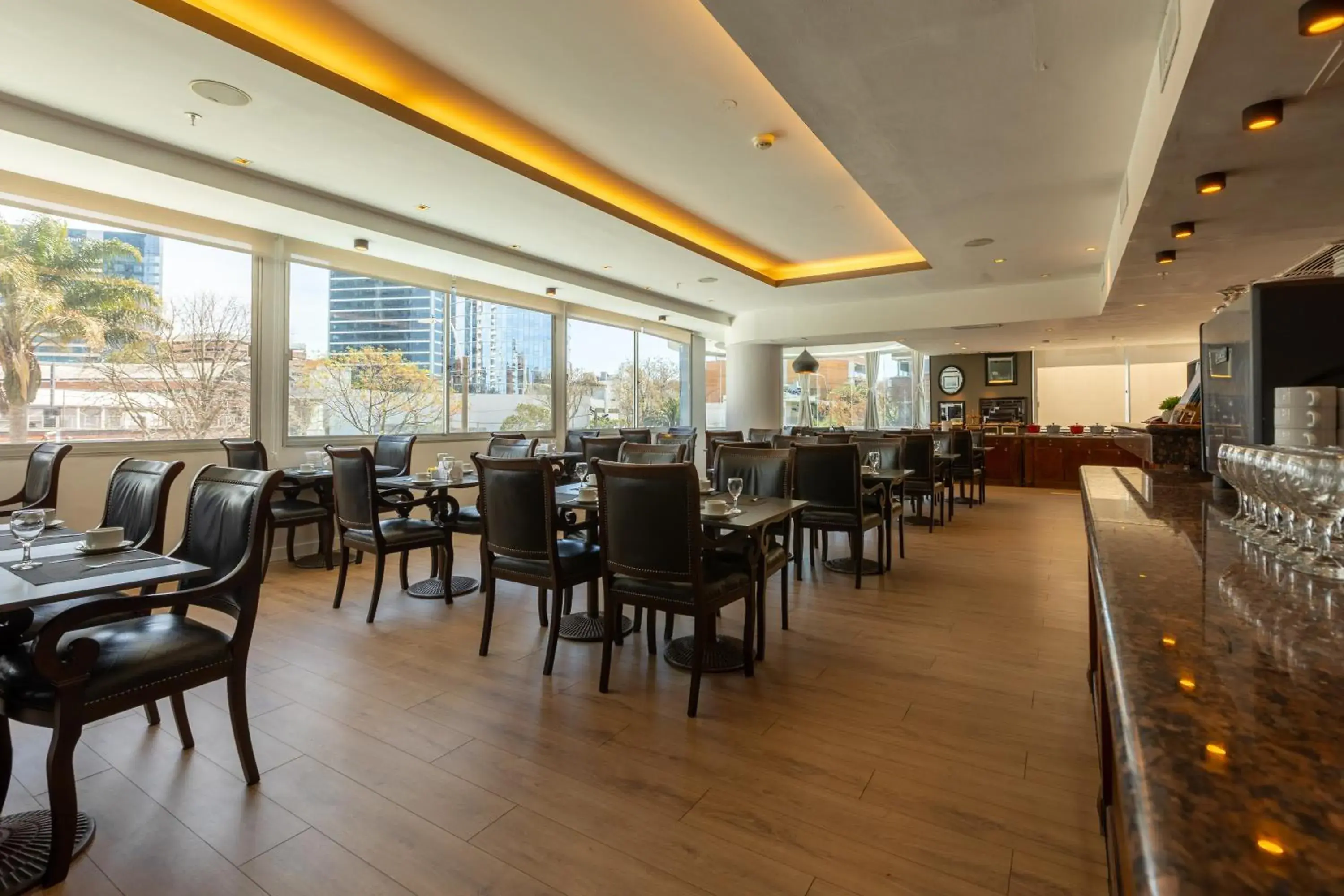 Restaurant/places to eat in Palladium Business Hotel Restaurant/places to eat in Palladium Business Hotel