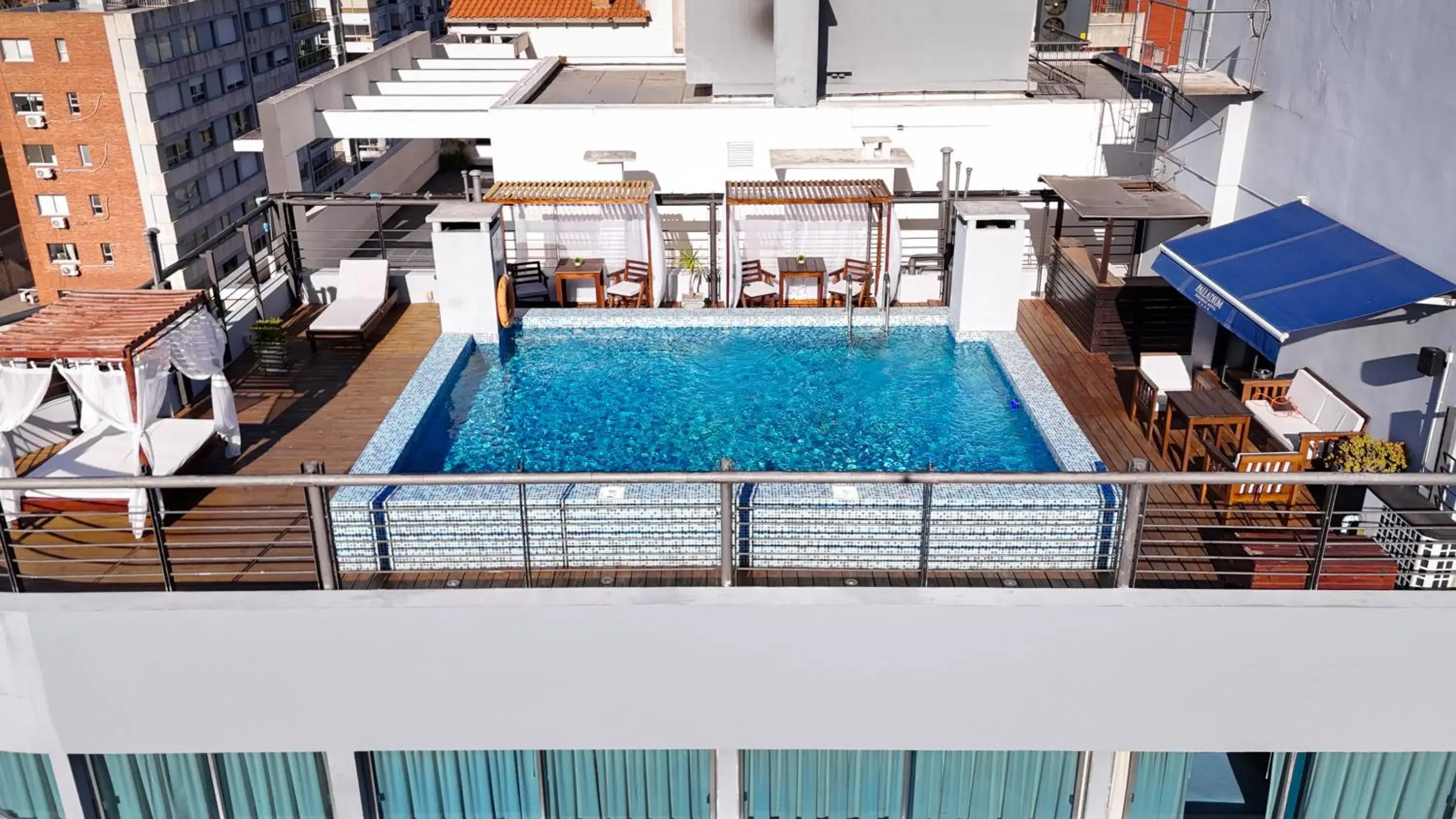 Swimming pool in Palladium Business Hotel Swimming pool in Palladium Business Hotel