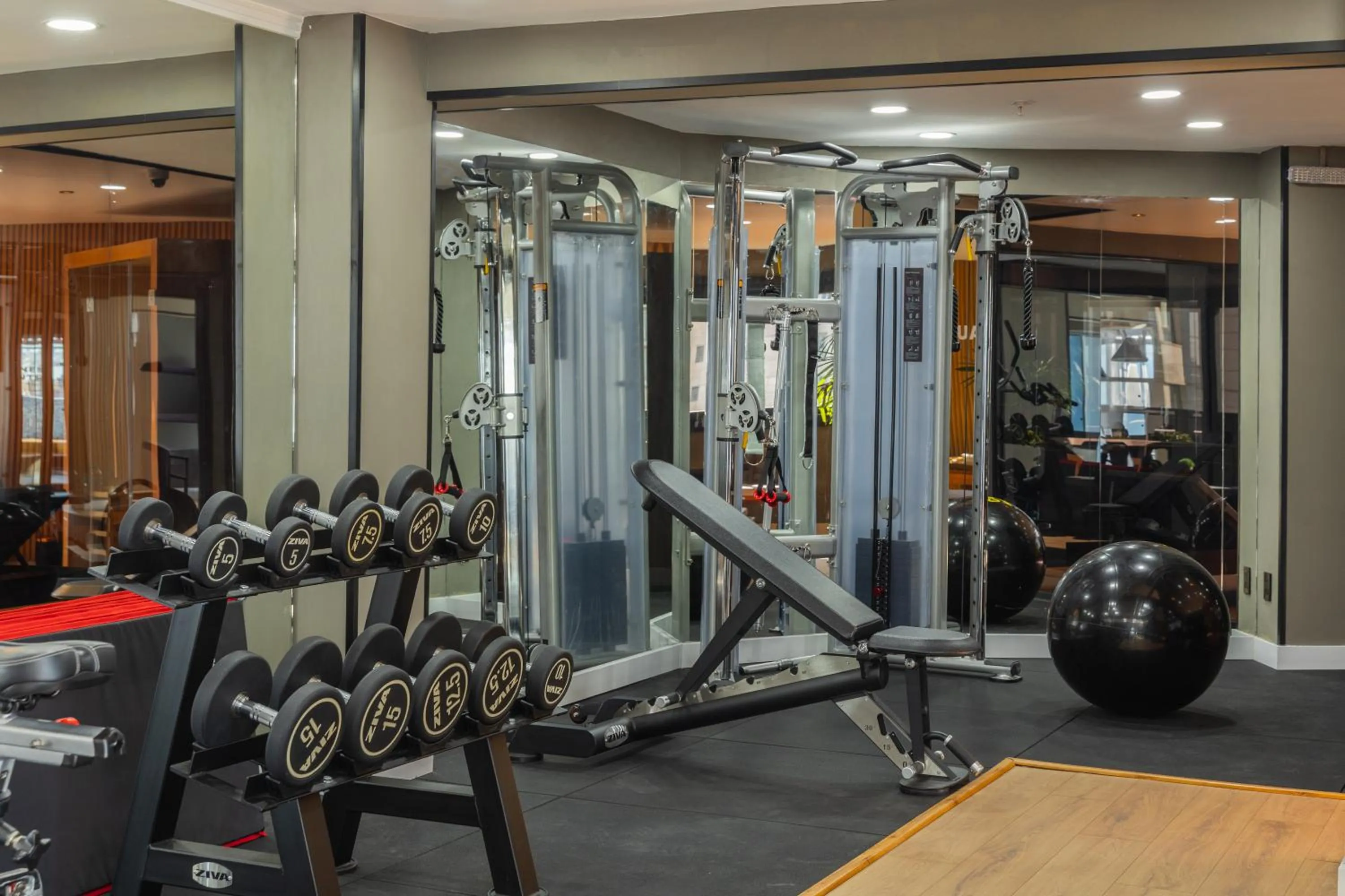 Fitness centre/facilities in Palladium Business Hotel