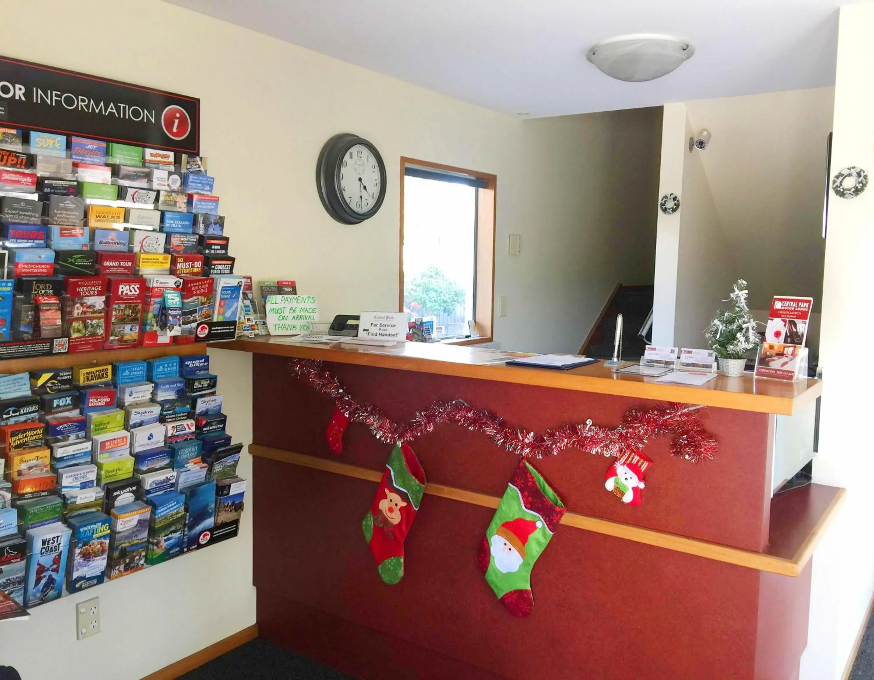 Lobby or reception in Central Park Motor Lodge