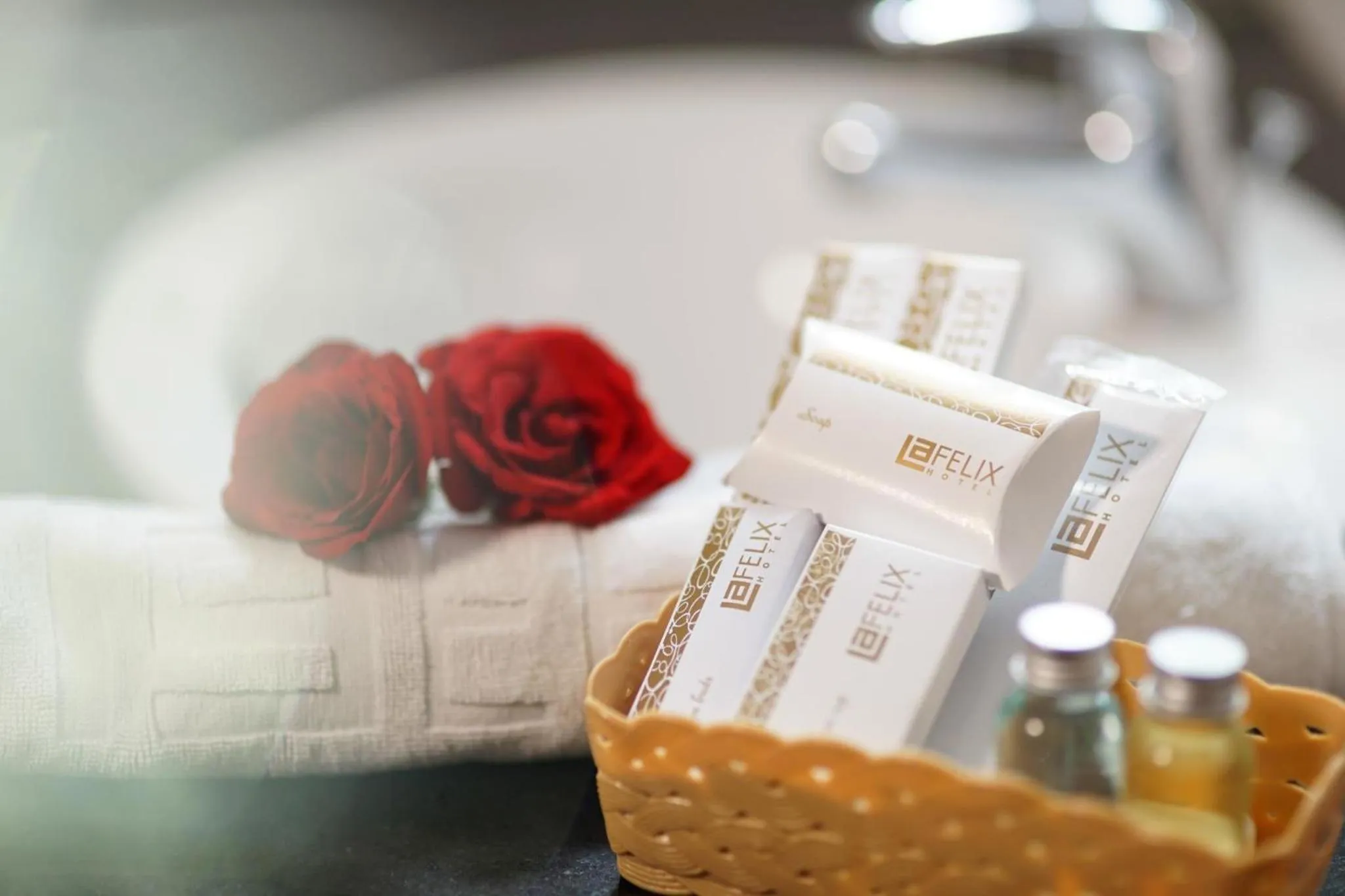 Shower in Palago mc Hotel Park View