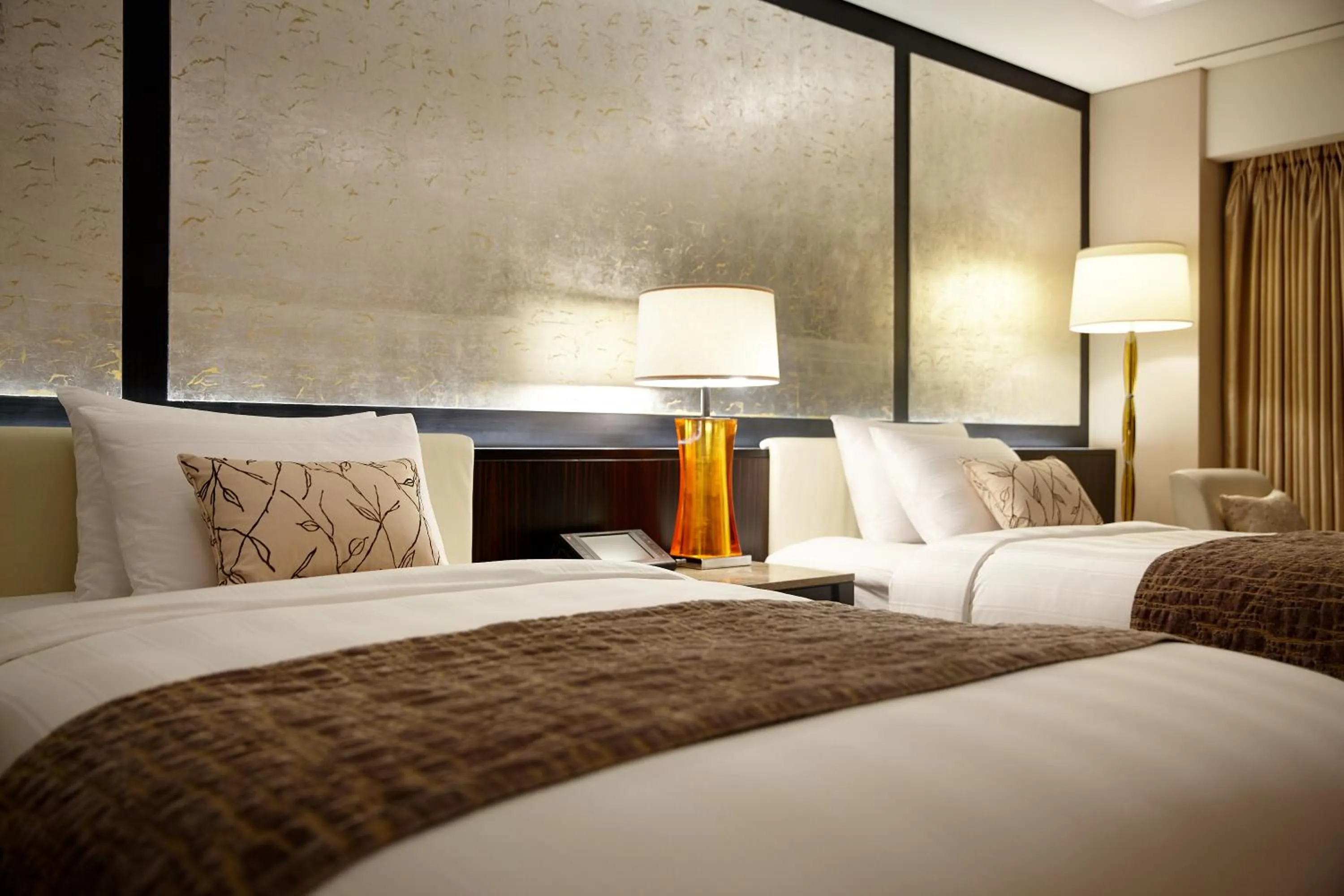 Bed in Lotte Hotel Busan