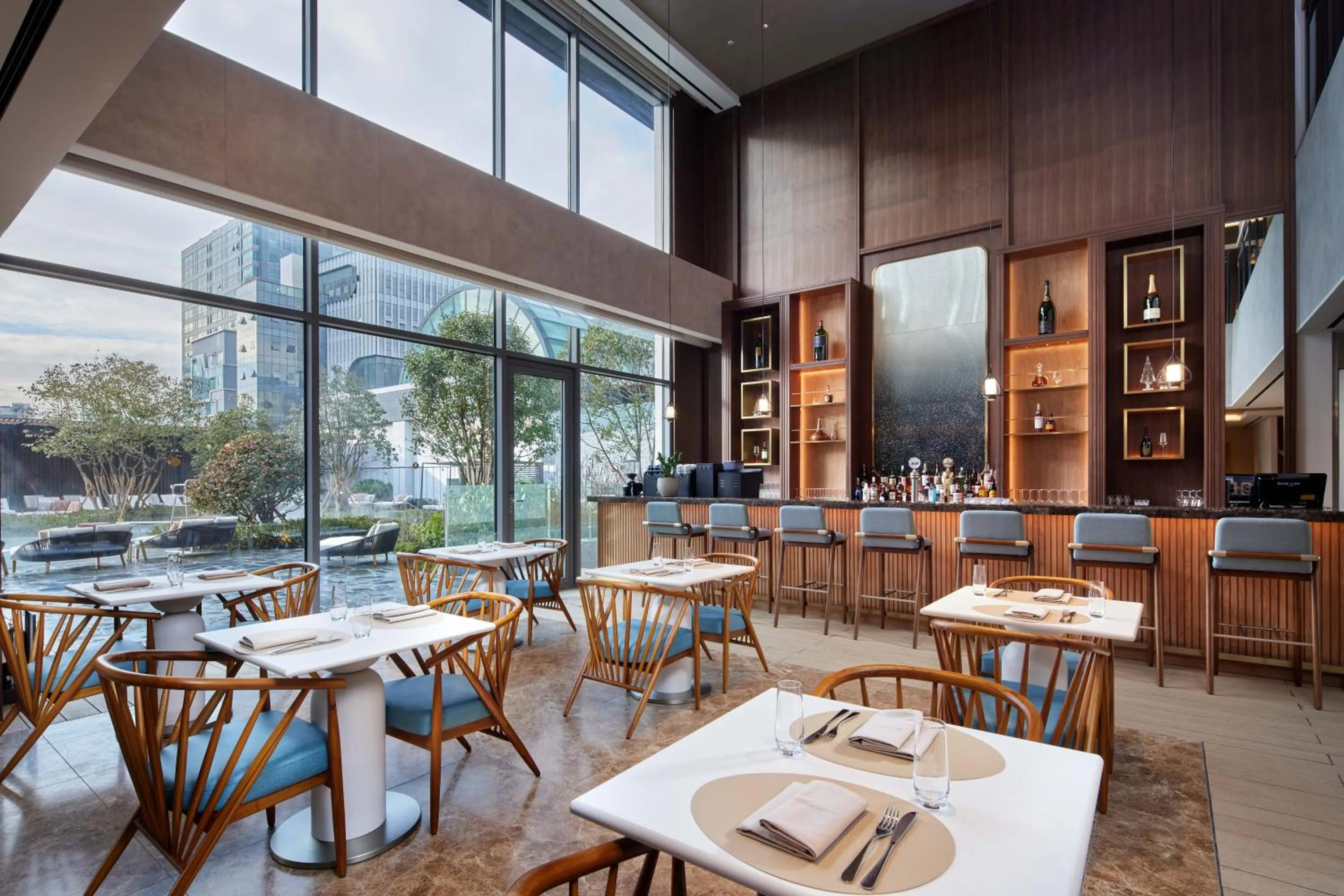 Restaurant/places to eat in Lotte Hotel Busan