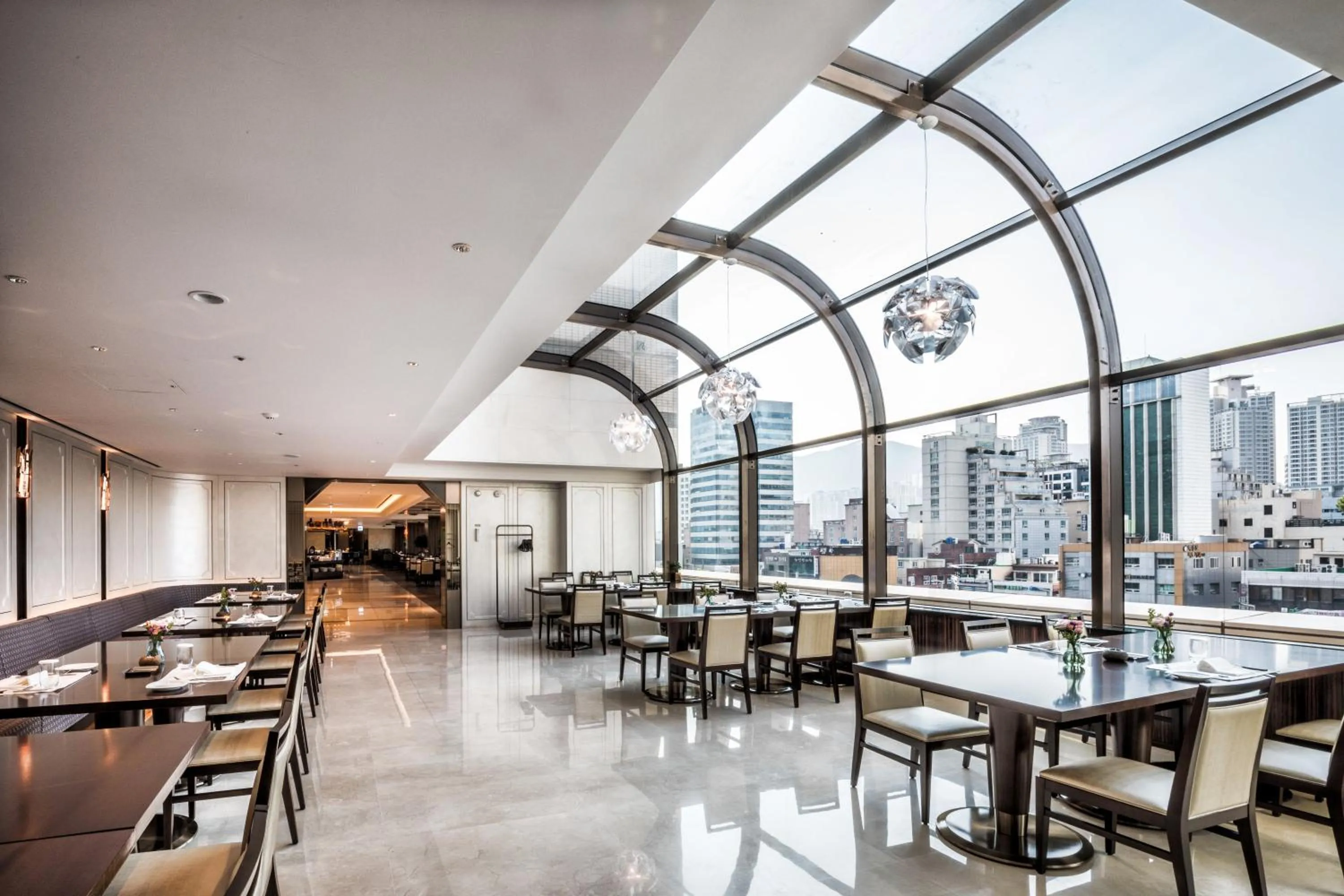 Restaurant/places to eat in Lotte Hotel Busan