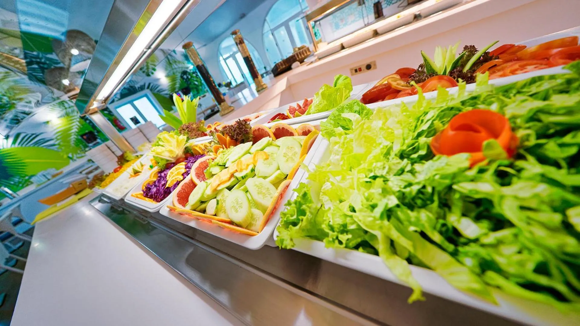 Dinner in Canary Garden Club