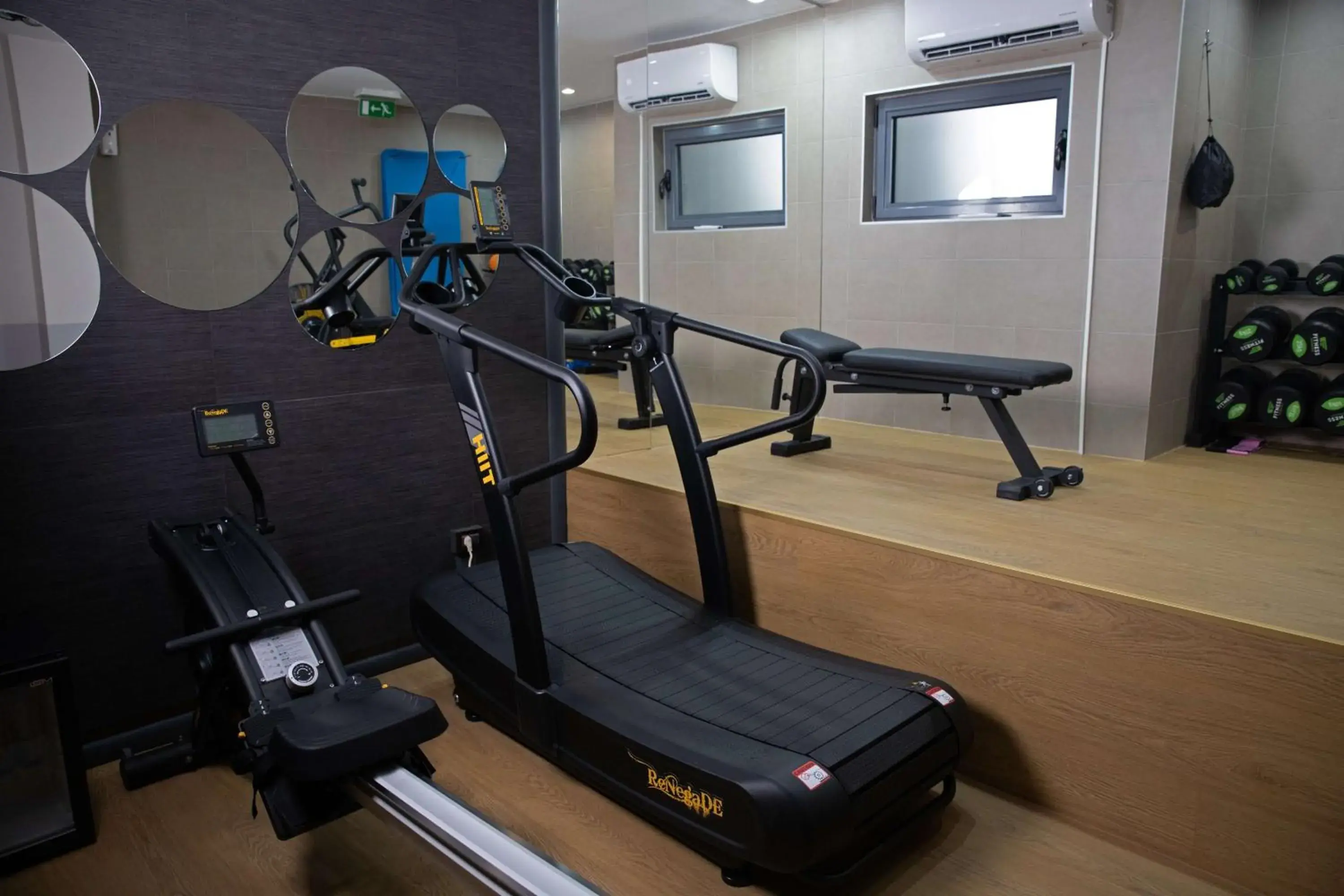 Fitness centre/facilities in Belgrade Art Hotel, a member of Radisson Individuals Fitness centre/facilities in Belgrade Art Hotel, a member of Radisson Individuals
