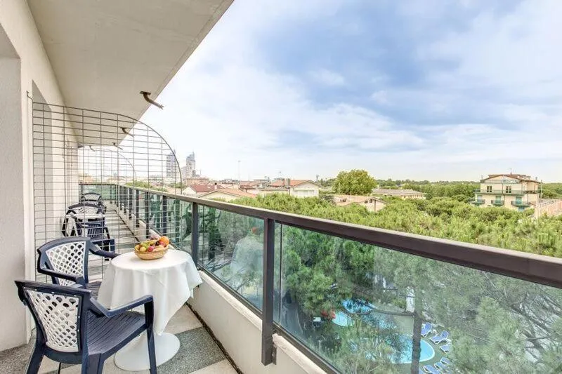 Day in Hotel Astromare