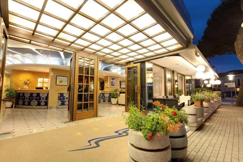Facade/entrance in Hotel Astromare