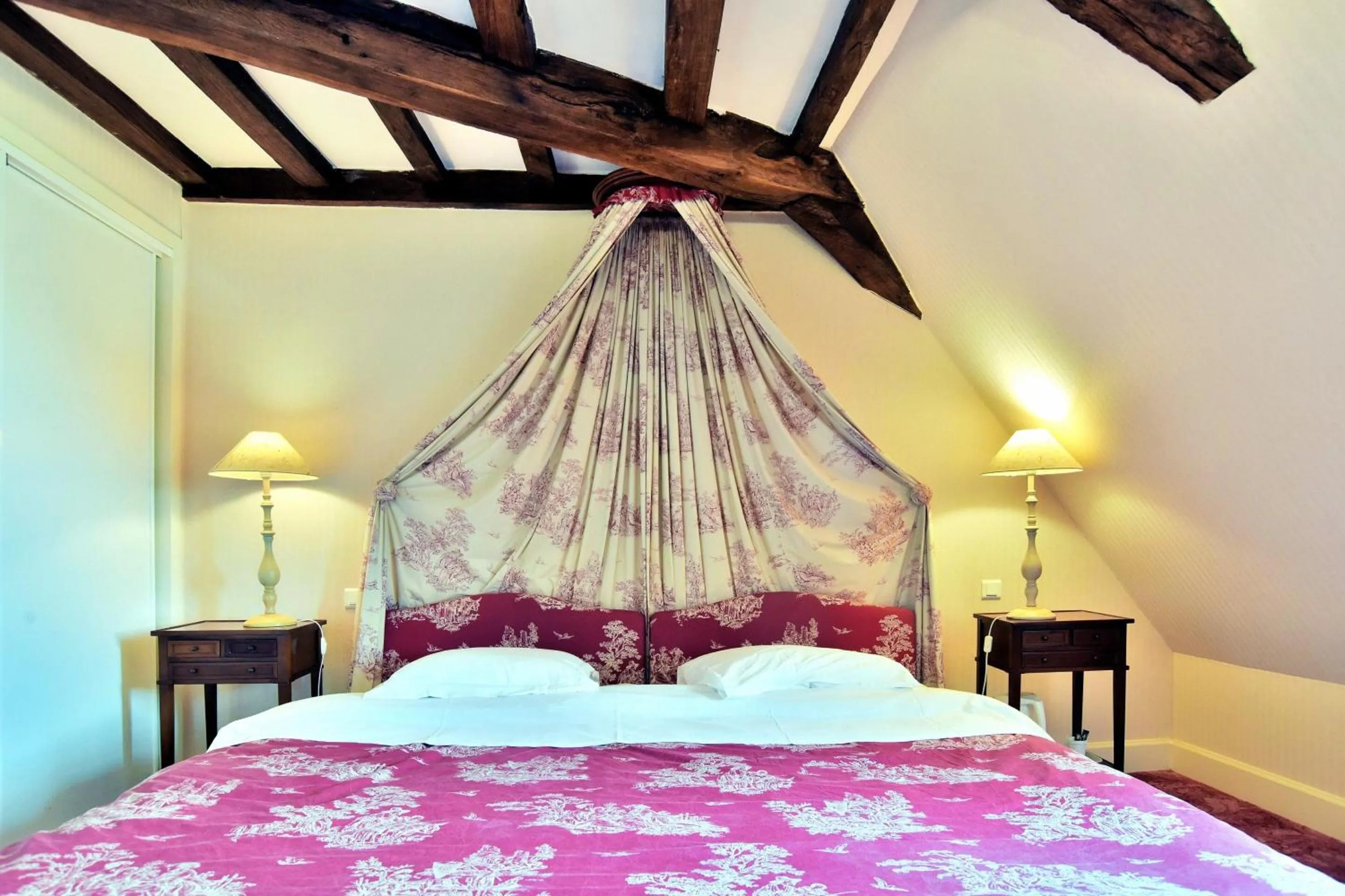 Bedroom in Domaine de launay blot, Proche MT ST MICHEL
