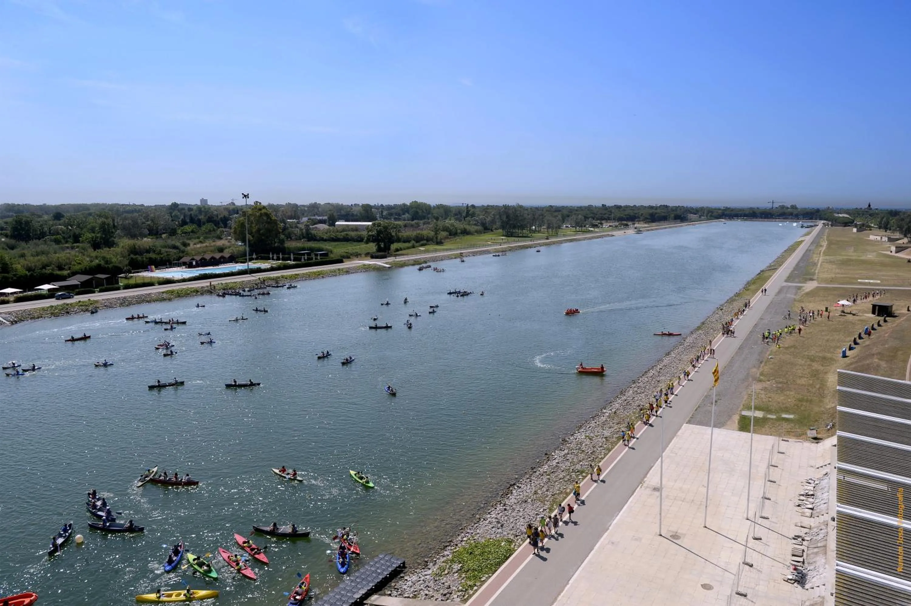 Windsurfing in Apartments Playa de Castelldefels