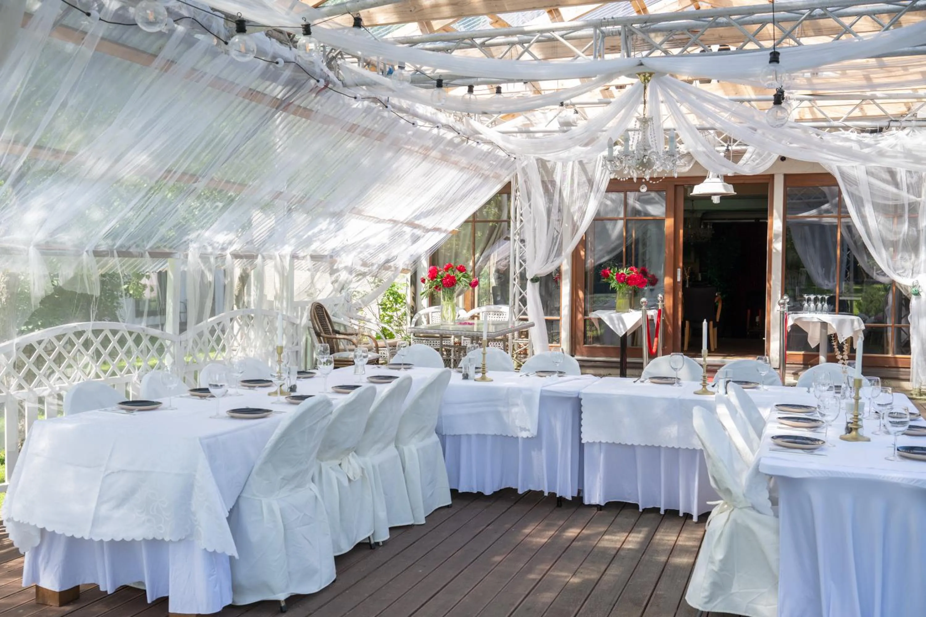 Restaurant/places to eat in Paivilla Boutique Hotel