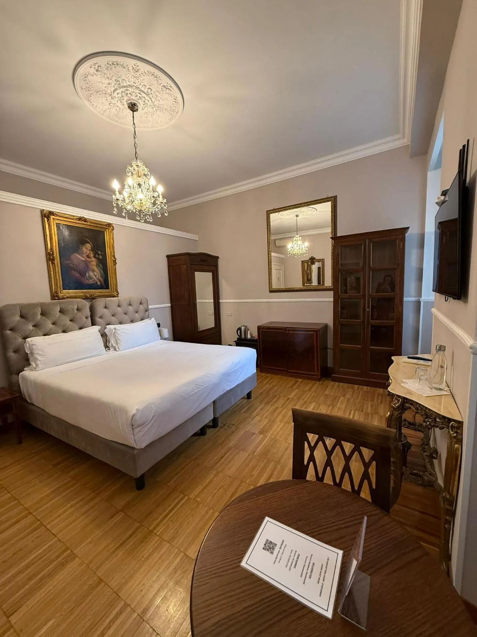 Bedroom, Bed in I TRE MOSCHETTIERI - D'ARTAGNAN Luxury Guest House