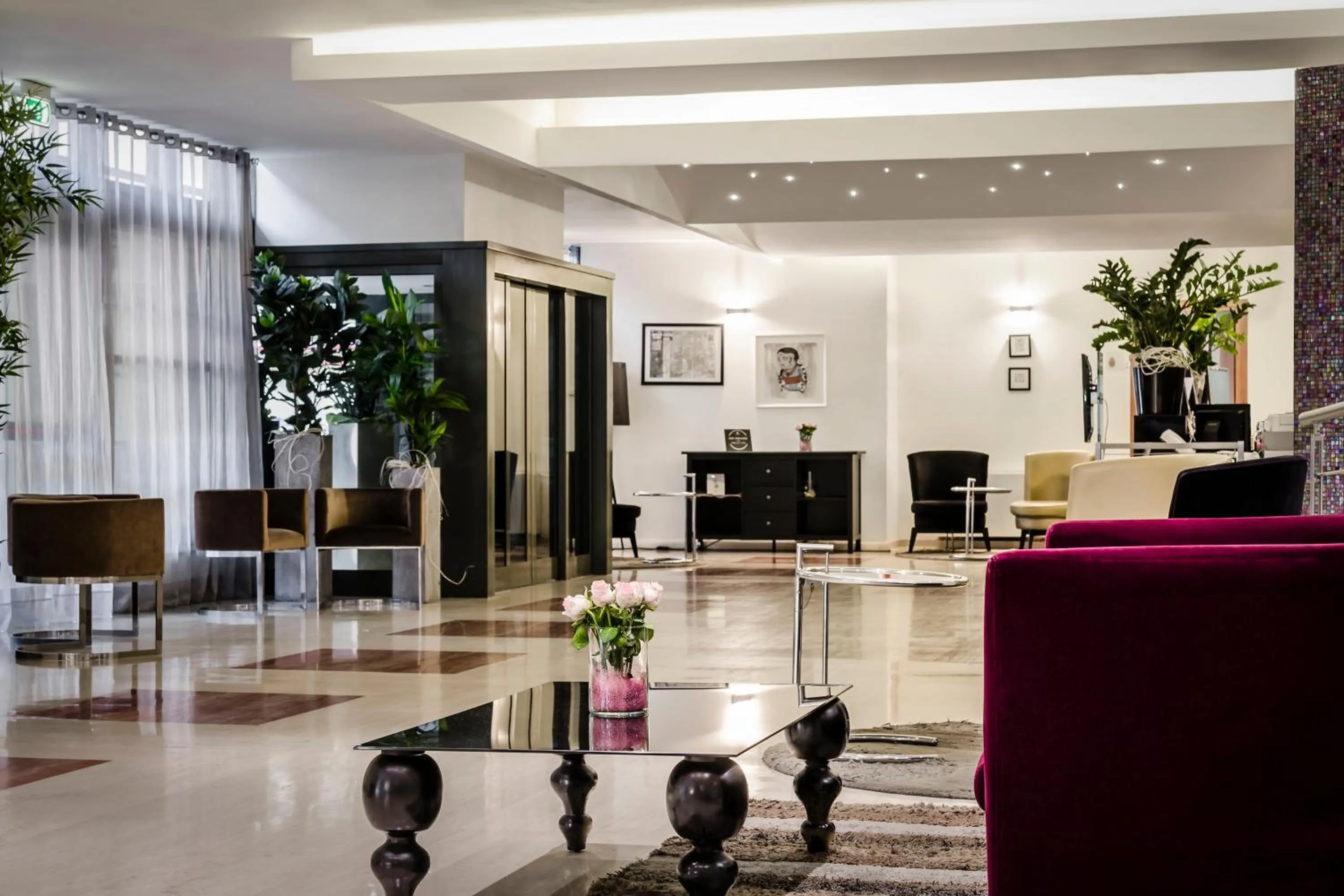 Lobby or reception in Eurostars Roma Aeterna