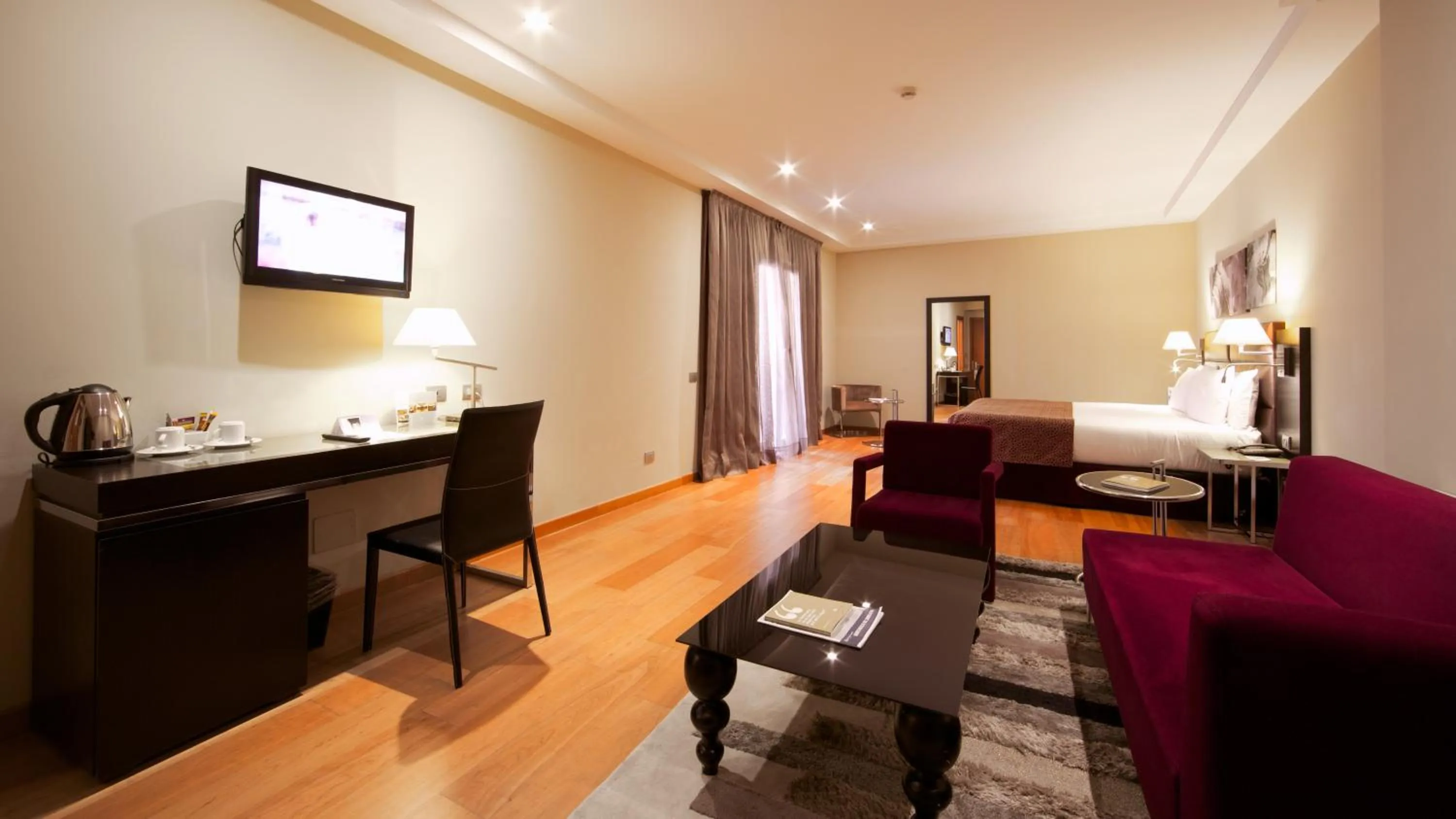 Photo of the whole room, Bed in Eurostars Roma Aeterna