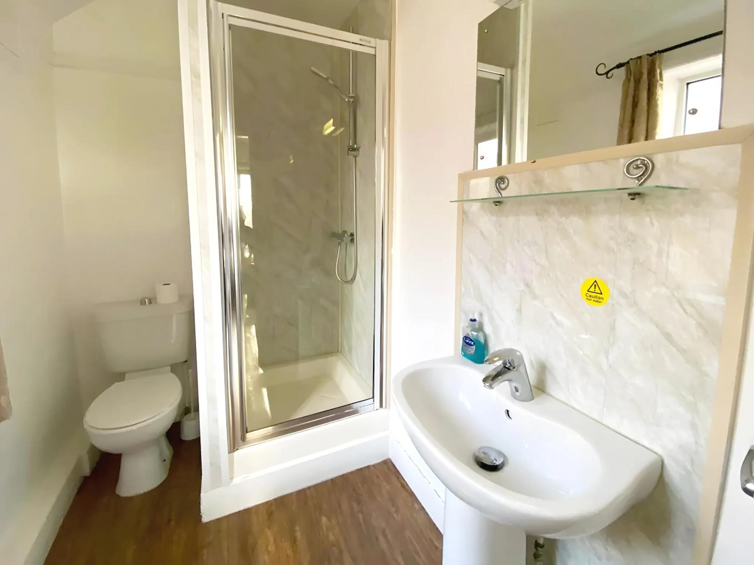 Shower in The Grand Hotel