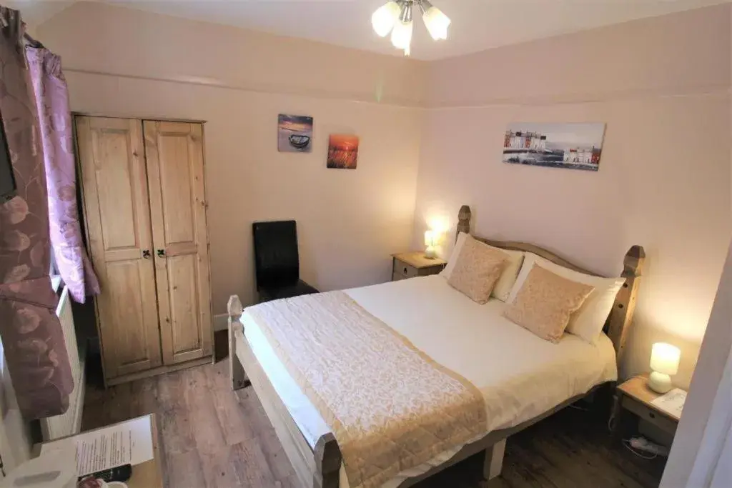 Bed in The Grand Hotel Bed in The Grand Hotel