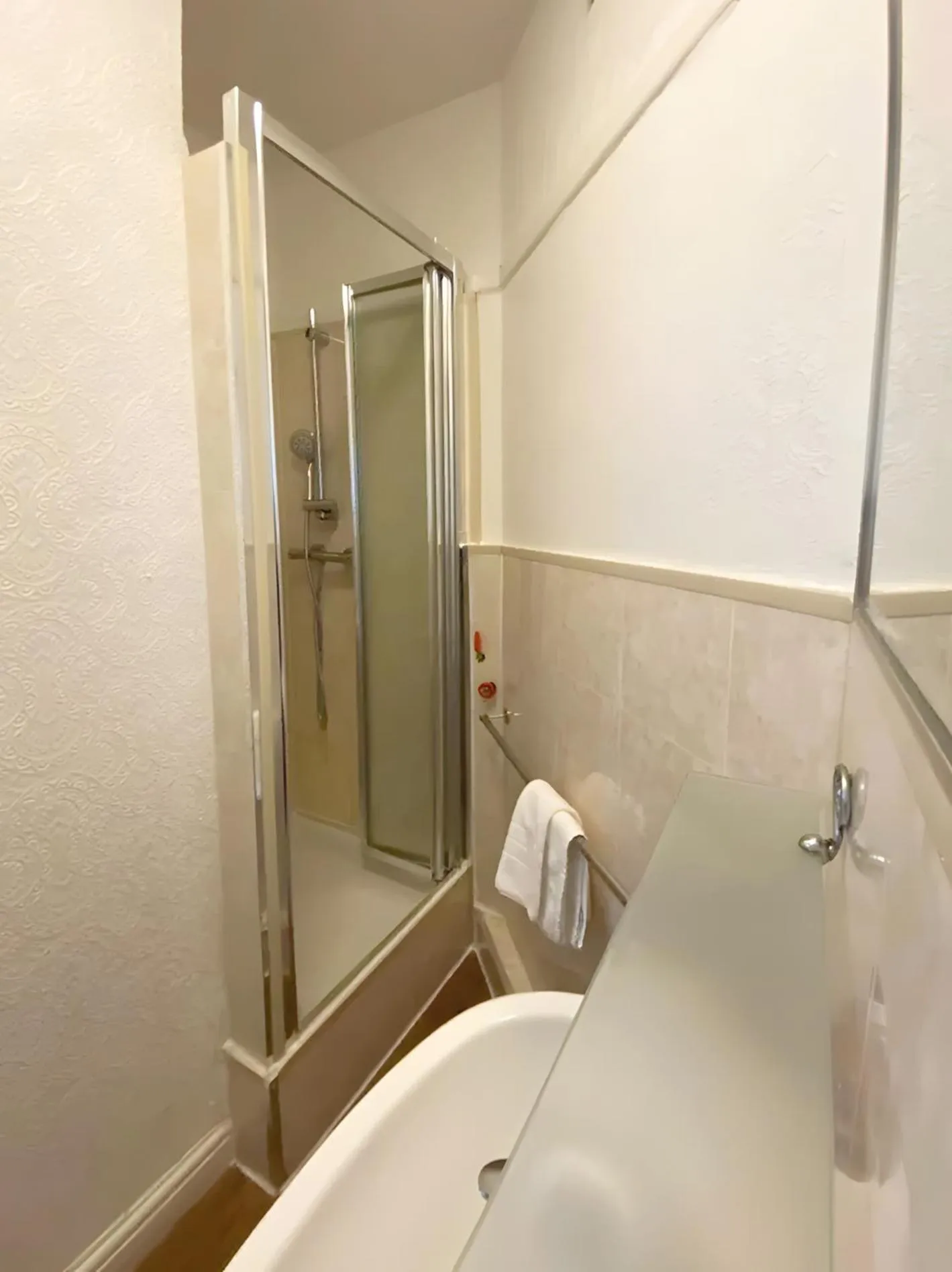 Shower in The Grand Hotel