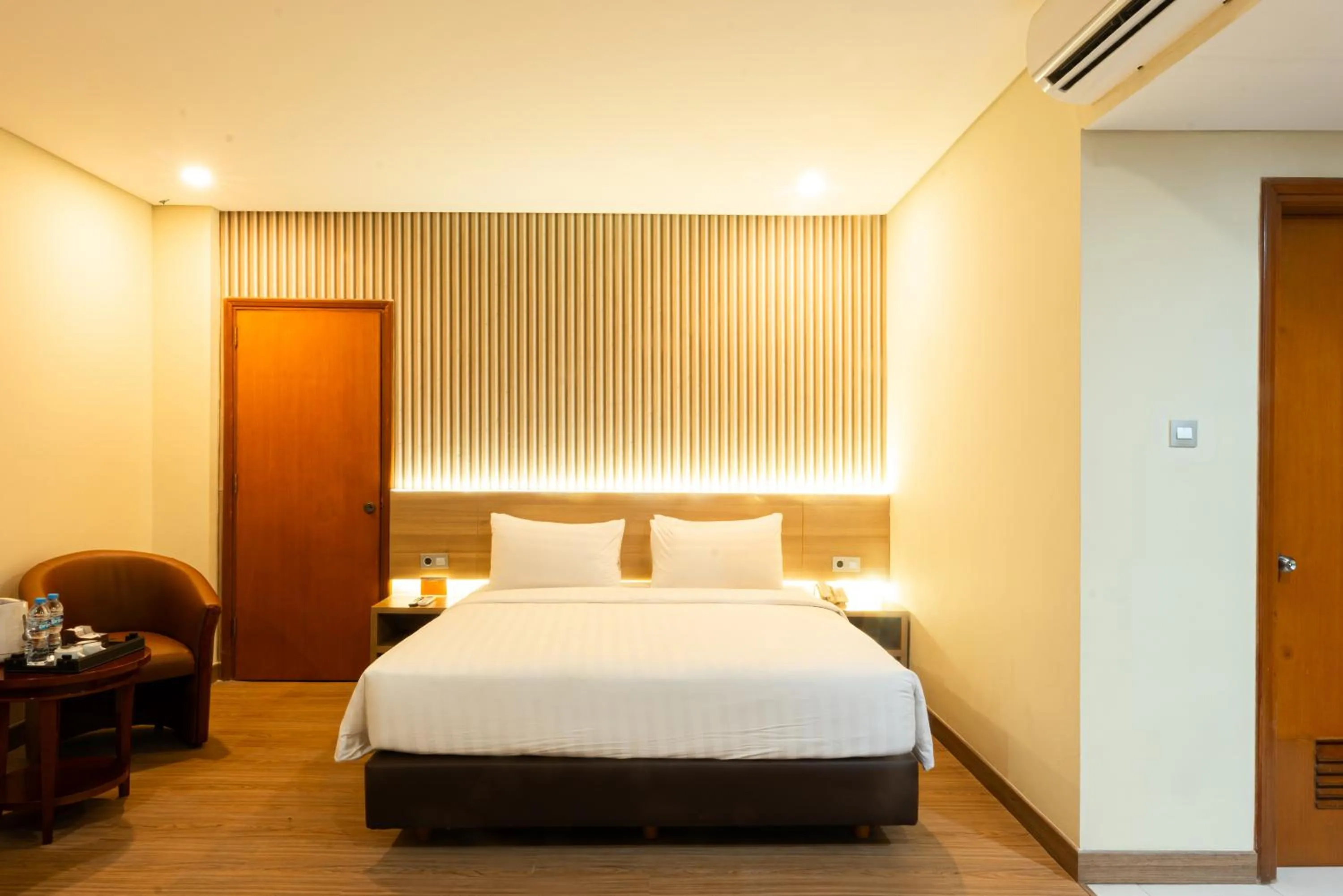 Bed in Grand Pasundan Convention Hotel