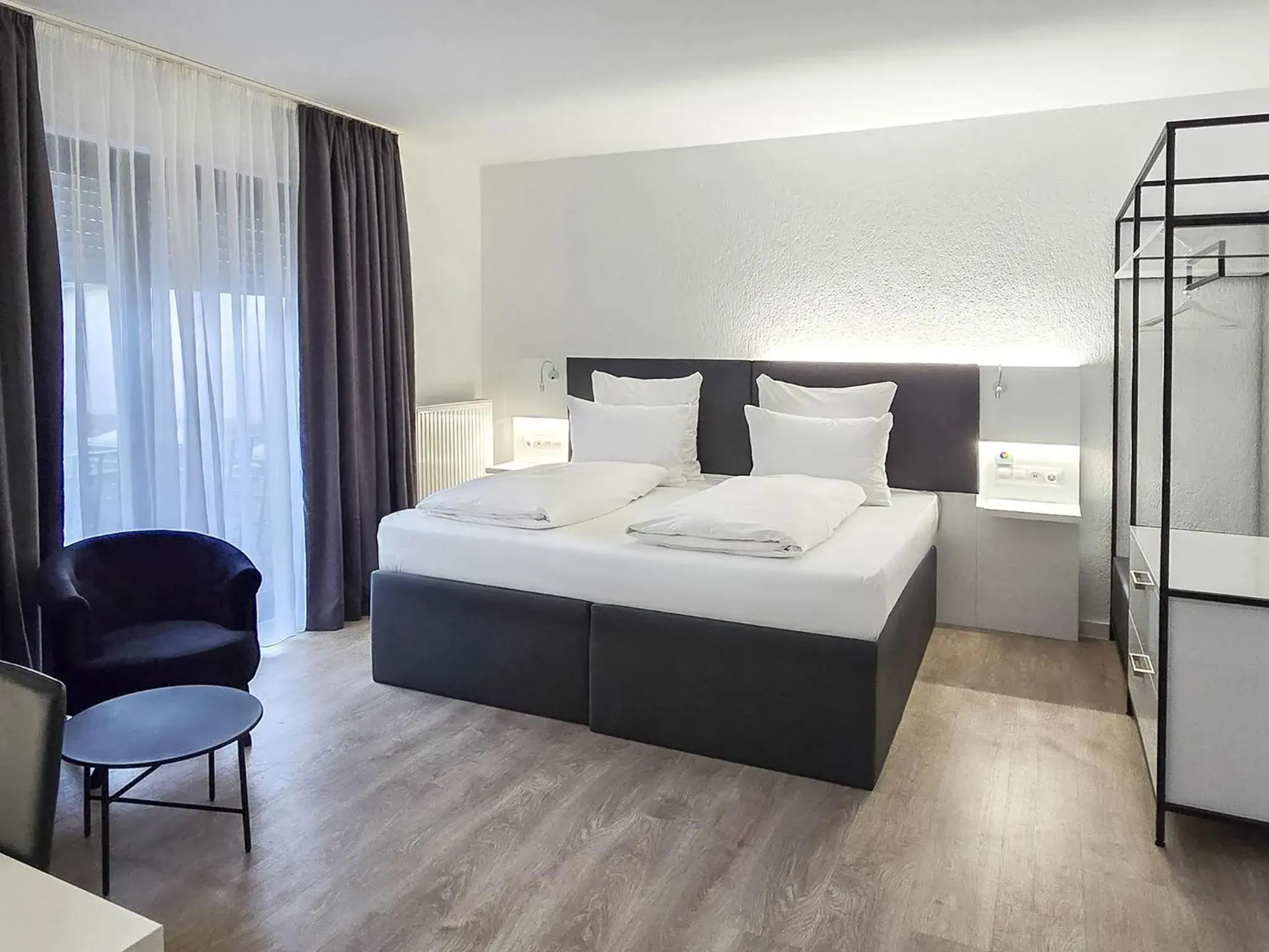 Superior Double or Twin Room in DORMERO Moselhotel Koblenz-Alken Superior Double or Twin Room in DORMERO Moselhotel Koblenz-Alken