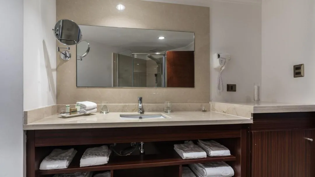 Bathroom in Hotel Costa Pacifico - Suite