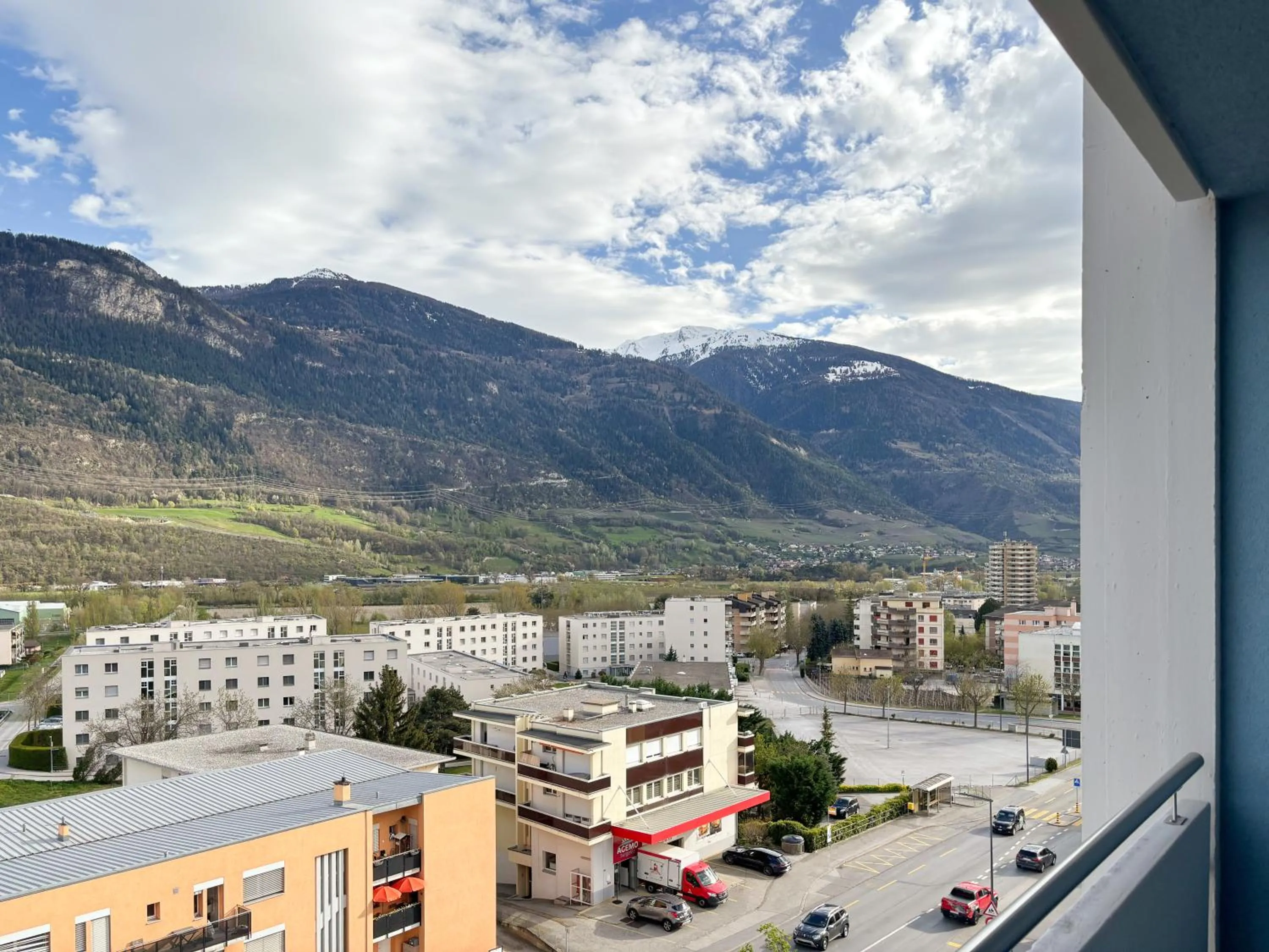 Balcony/Terrace in Nonanteneuf appart hōtel Sierre - contactless check-in