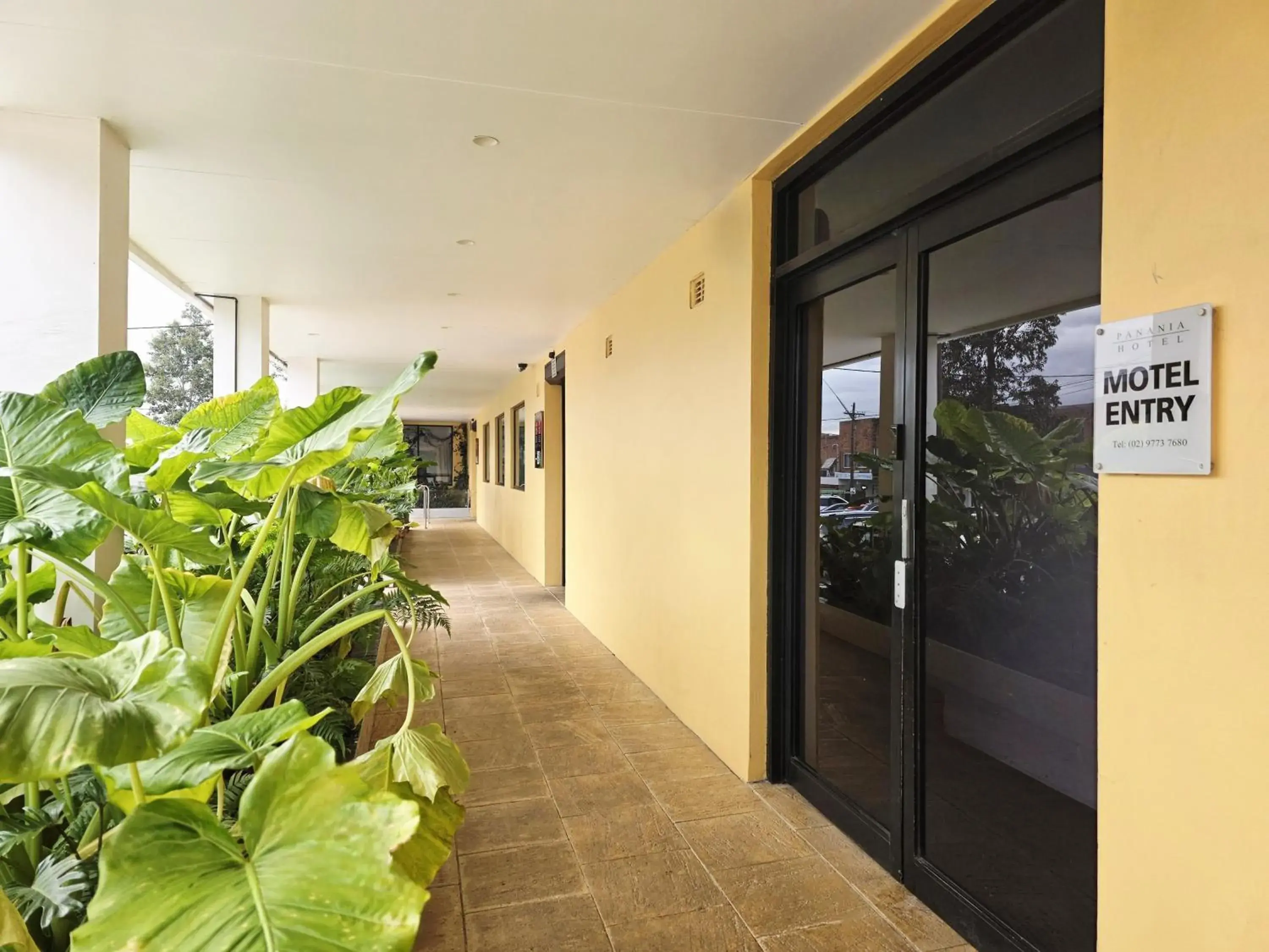 Facade/entrance in Panania Hotel Sydney Facade/entrance in Panania Hotel Sydney