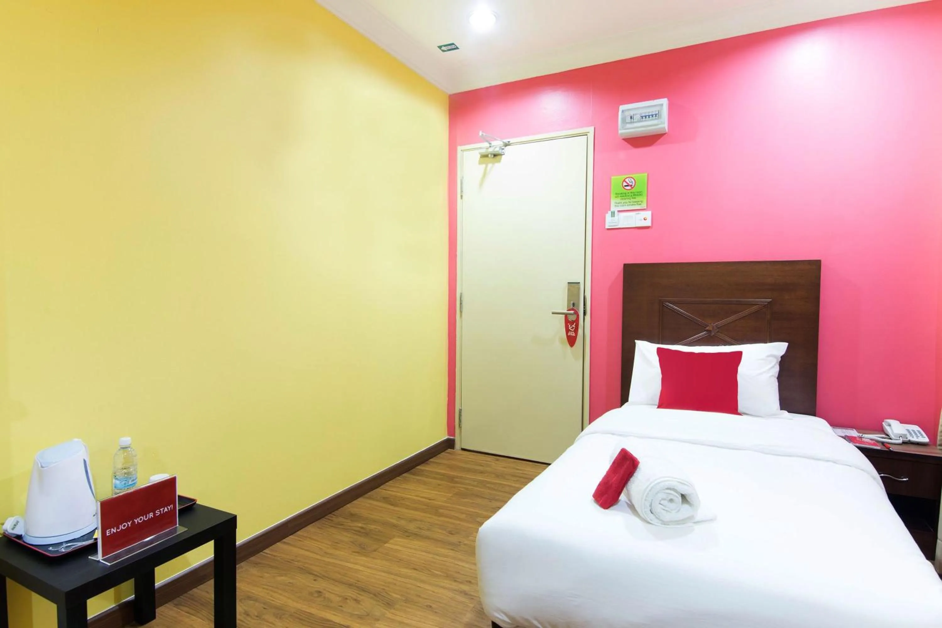 Bed in Hotel Sunjoy9 Bandar Sunway