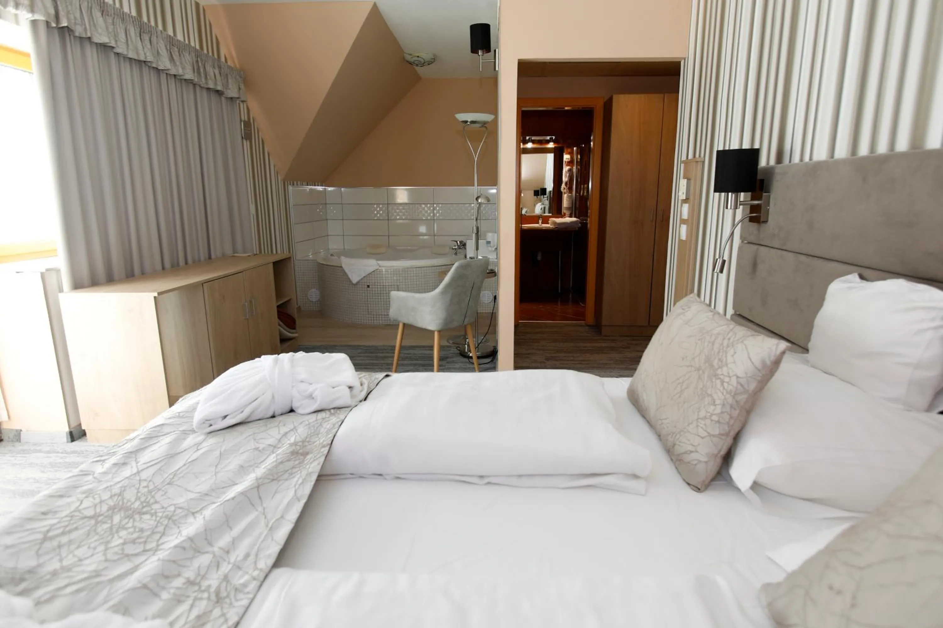 Photo of the whole room, Bed in Wellness Hotel Laroba