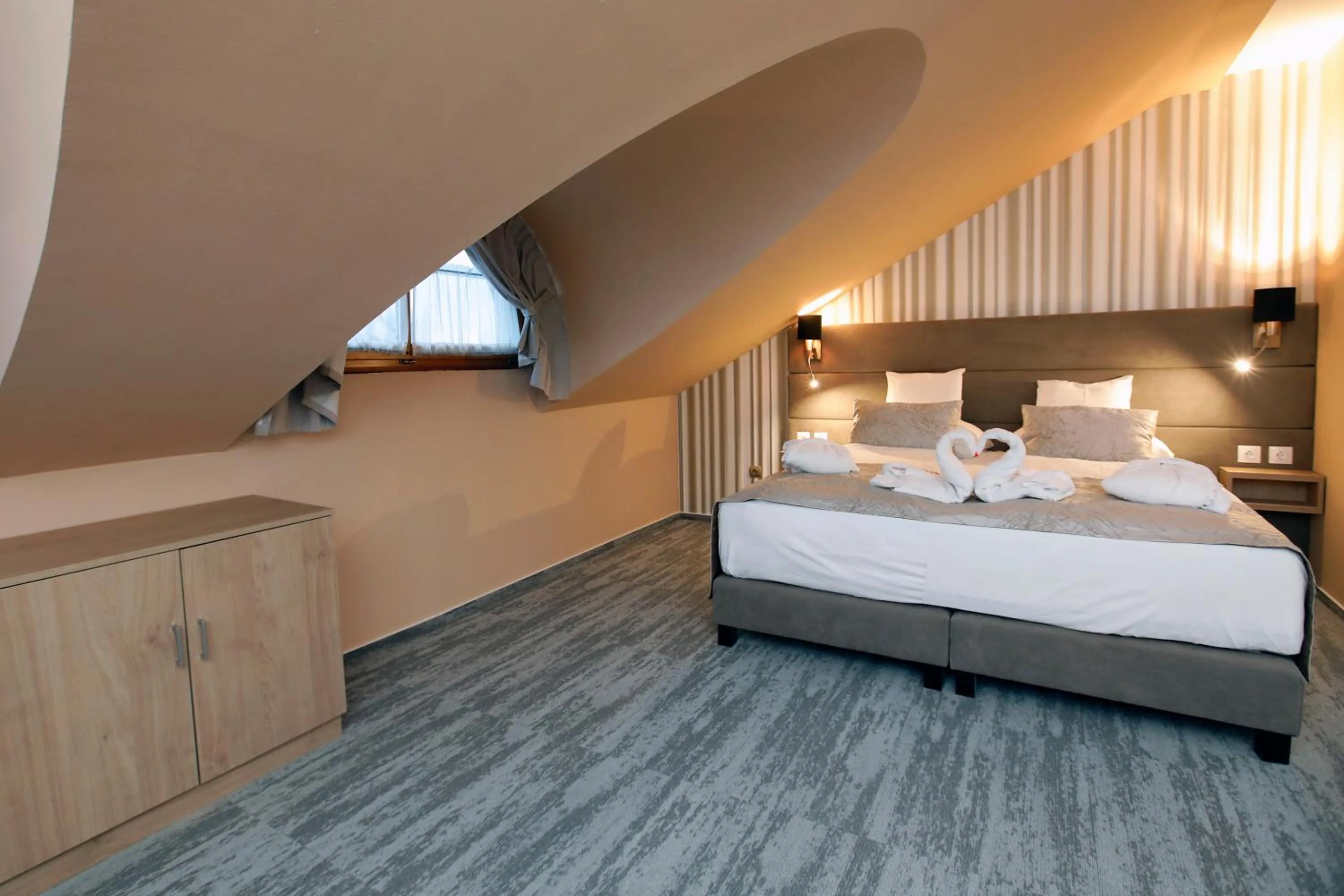 Photo of the whole room, Bed in Wellness Hotel Laroba