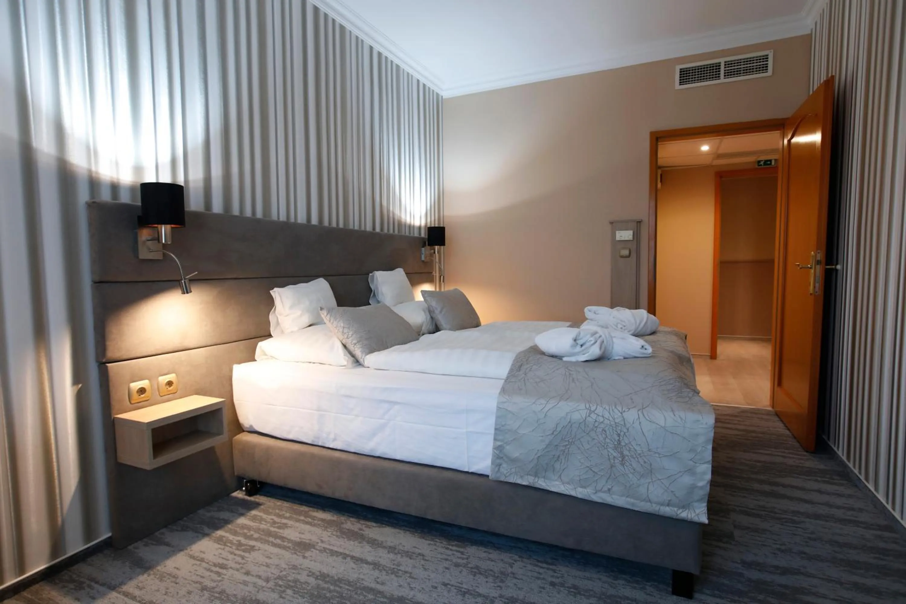 Photo of the whole room, Bed in Wellness Hotel Laroba