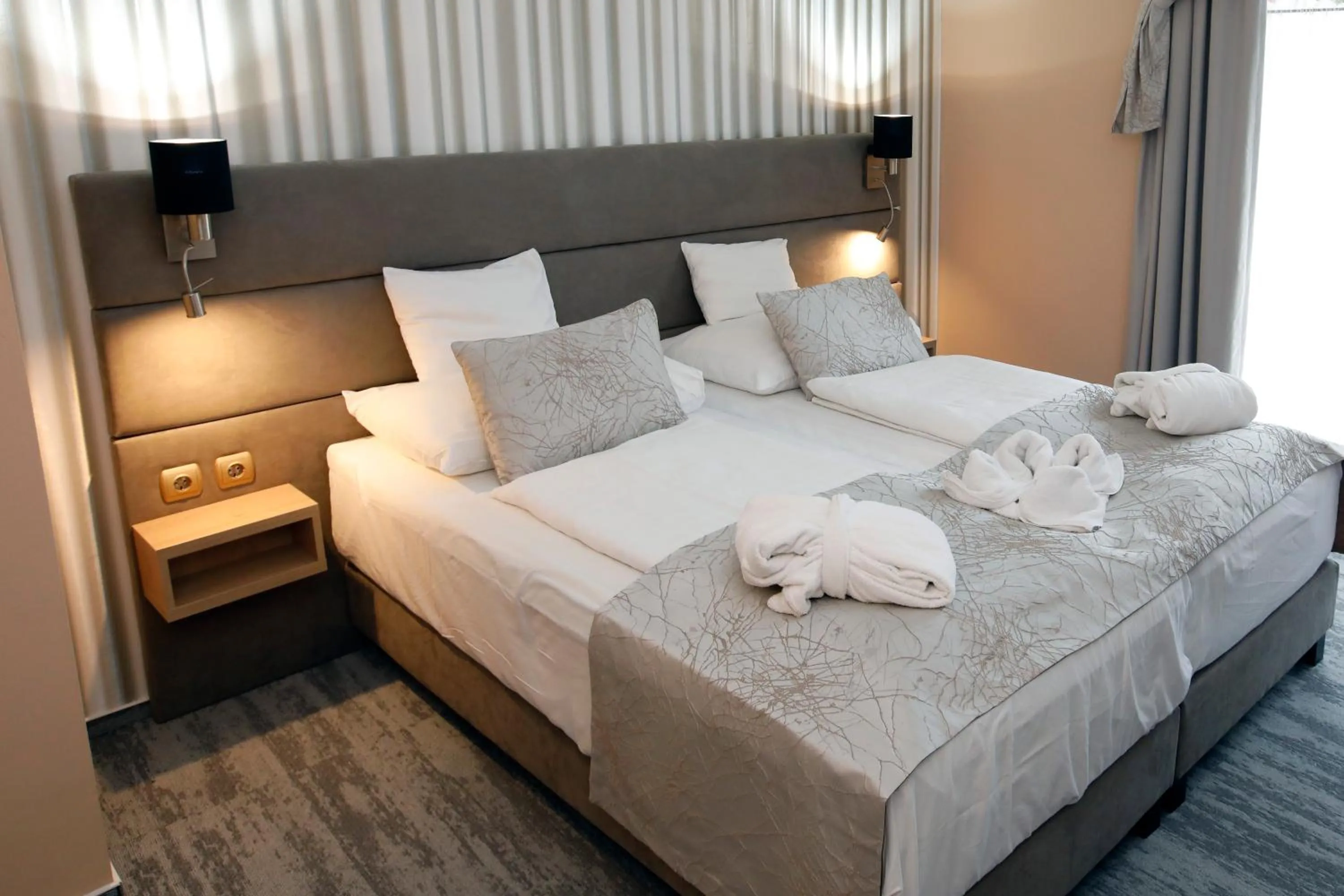 Bed in Wellness Hotel Laroba