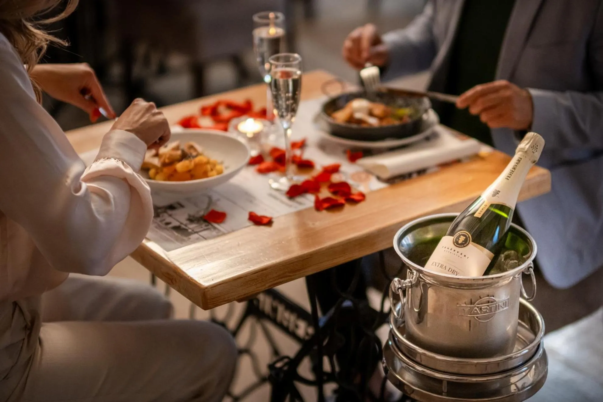 Restaurant/places to eat in Wellness Hotel Laroba