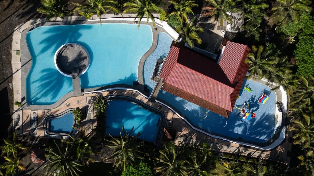 Grand Harvest Resort & Villas