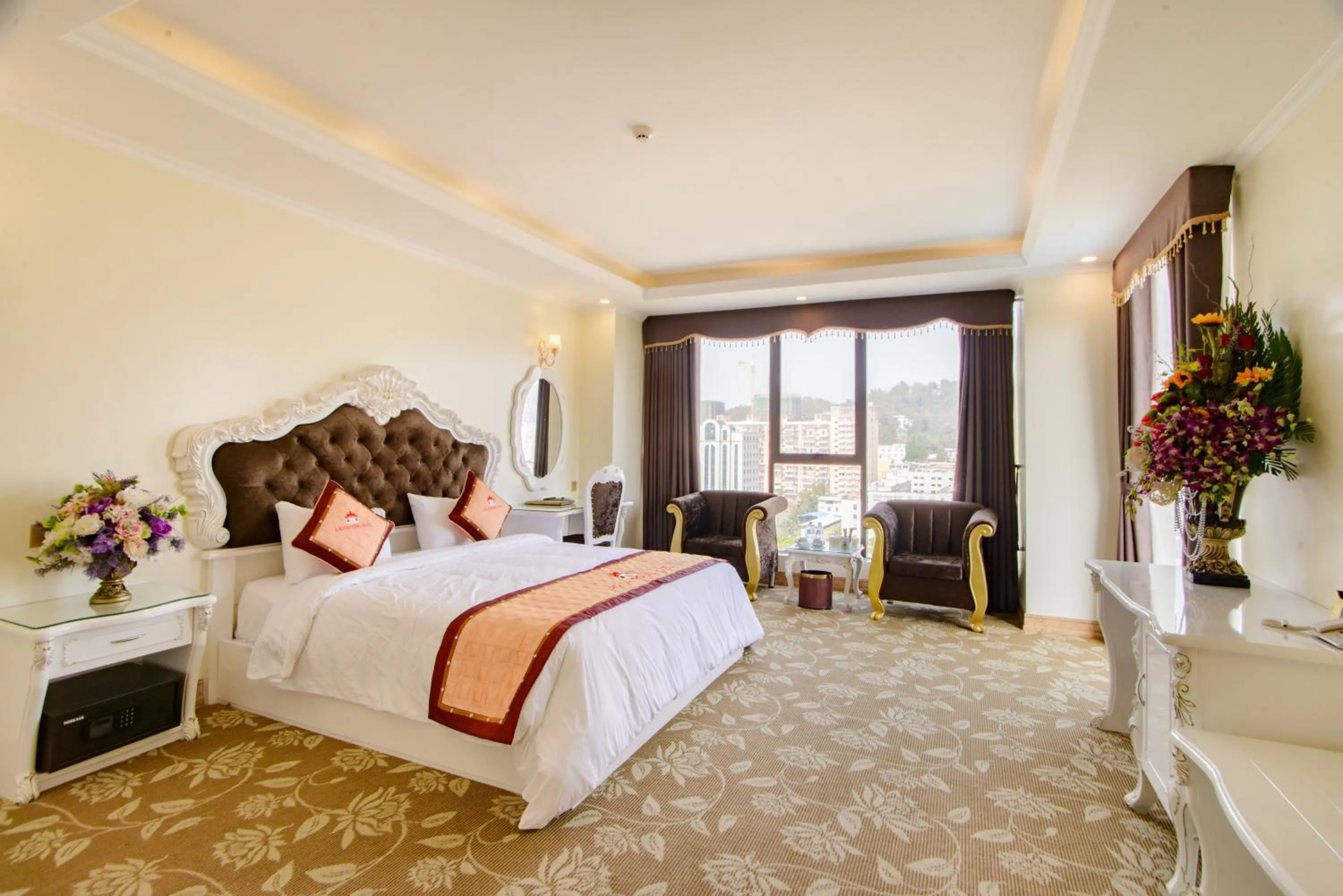 Photo of the whole room, Bed in Lao Cai Royal Hotel