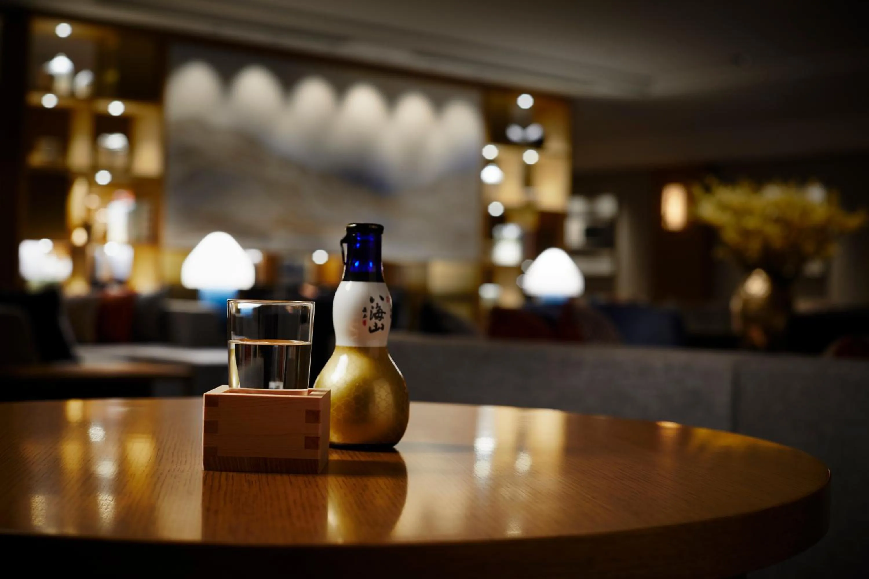 Lounge or bar in Keio Plaza Hotel Tokyo Premier Grand