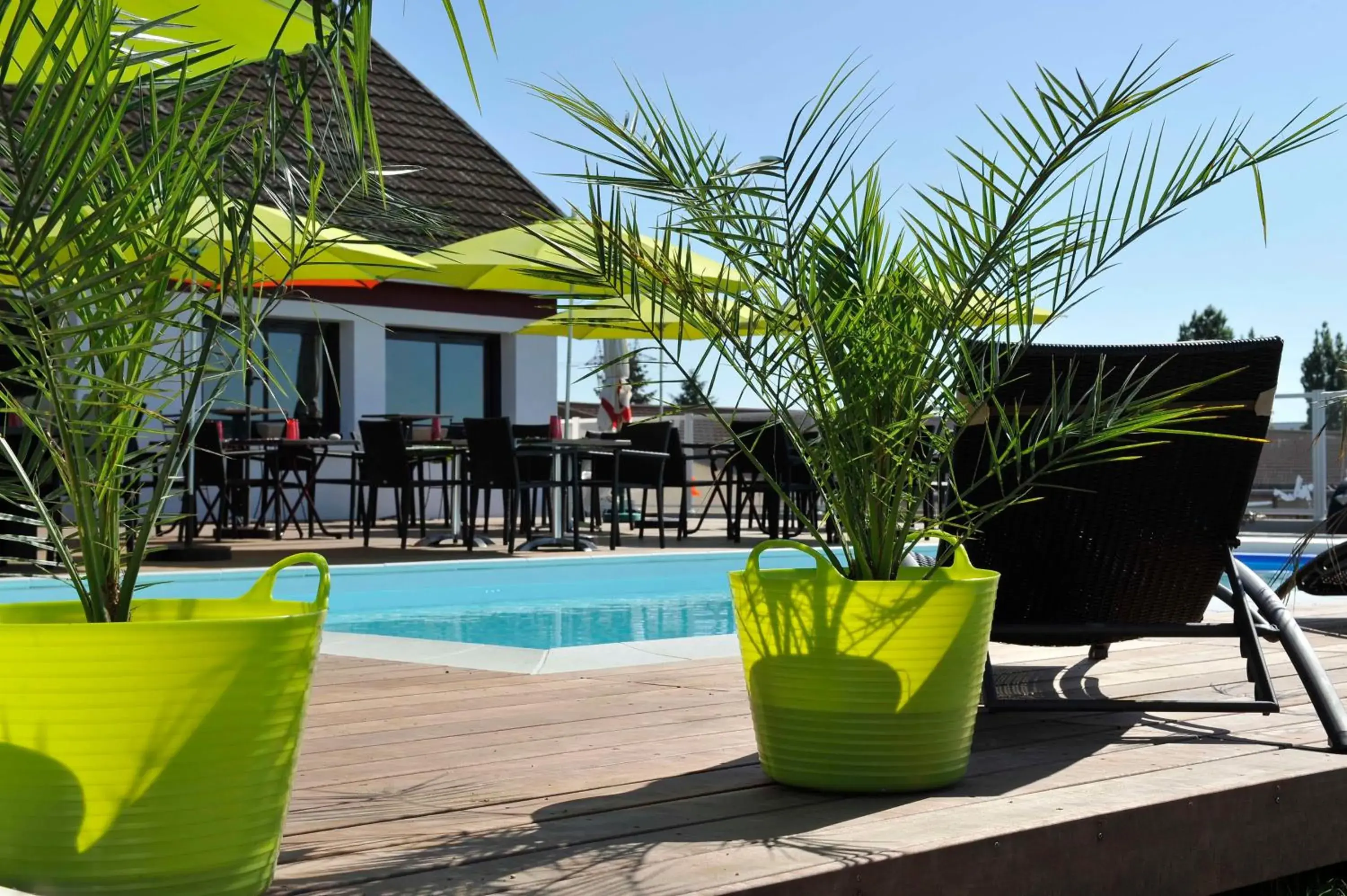 Pool view in Brit Hotel Dijon Hermes Pool view in Brit Hotel Dijon Hermes