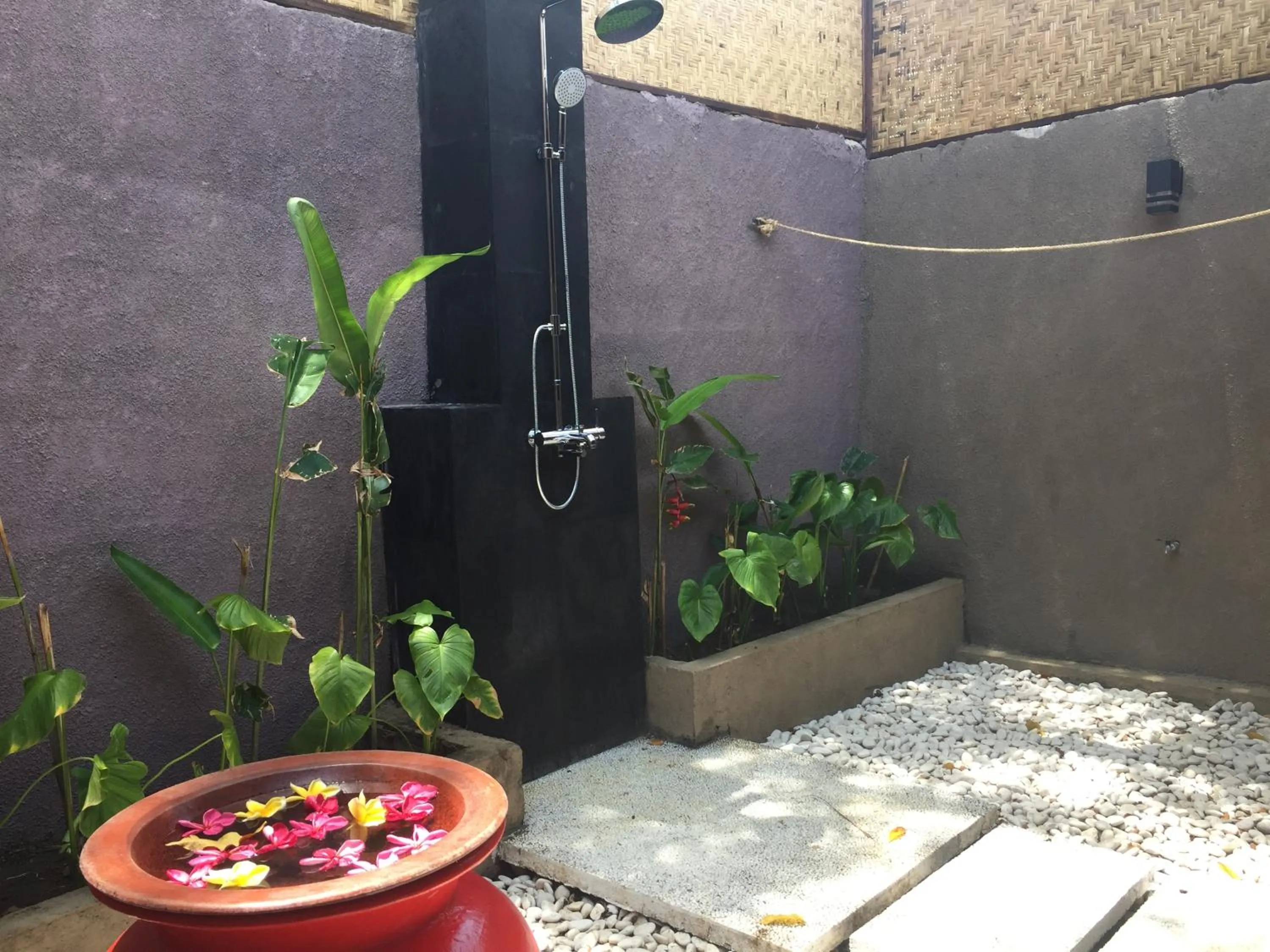 Bathroom in Paradesa Living