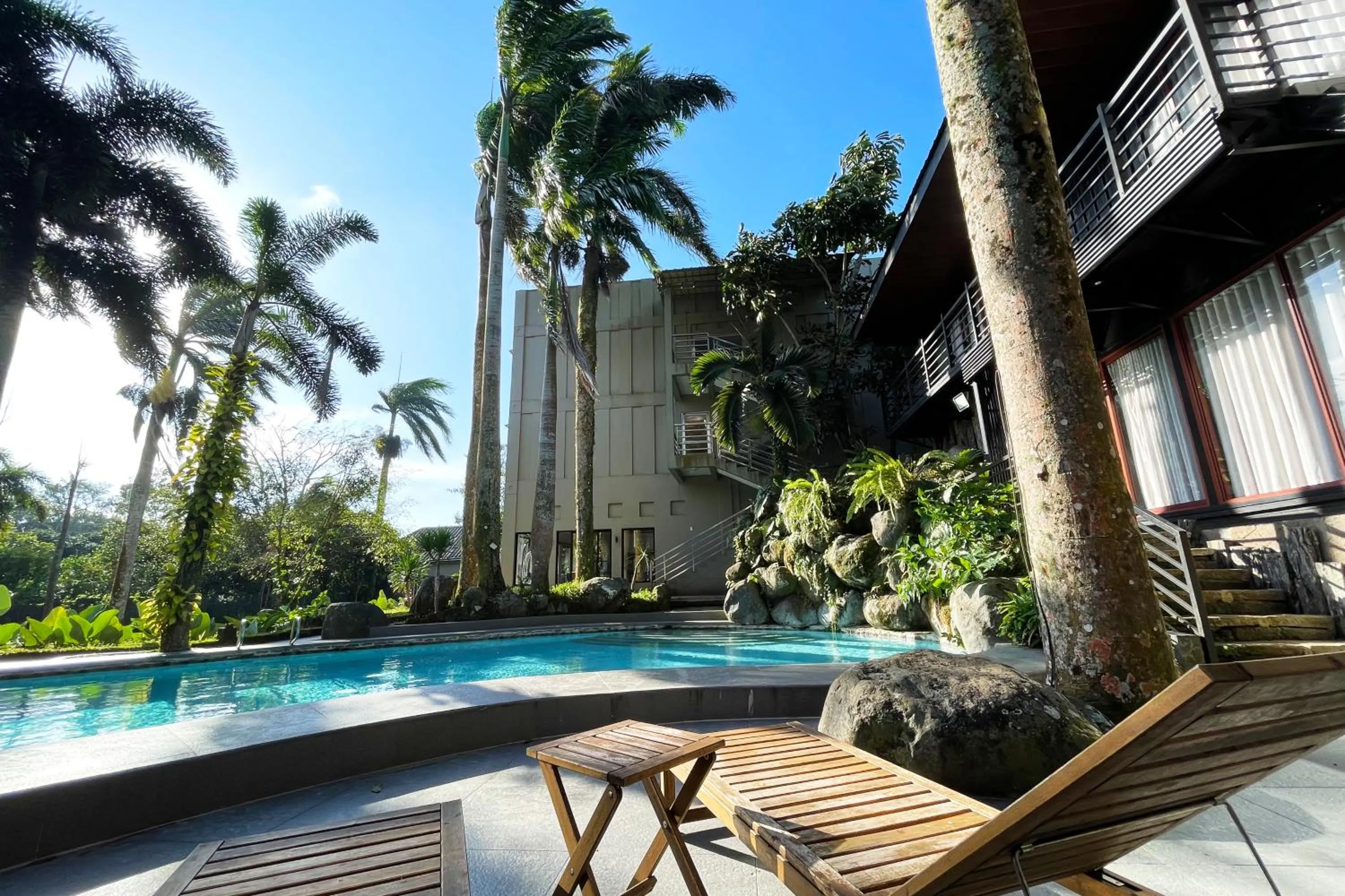 Swimming pool in Stardust Beach Hotel Matabungkay Batangas