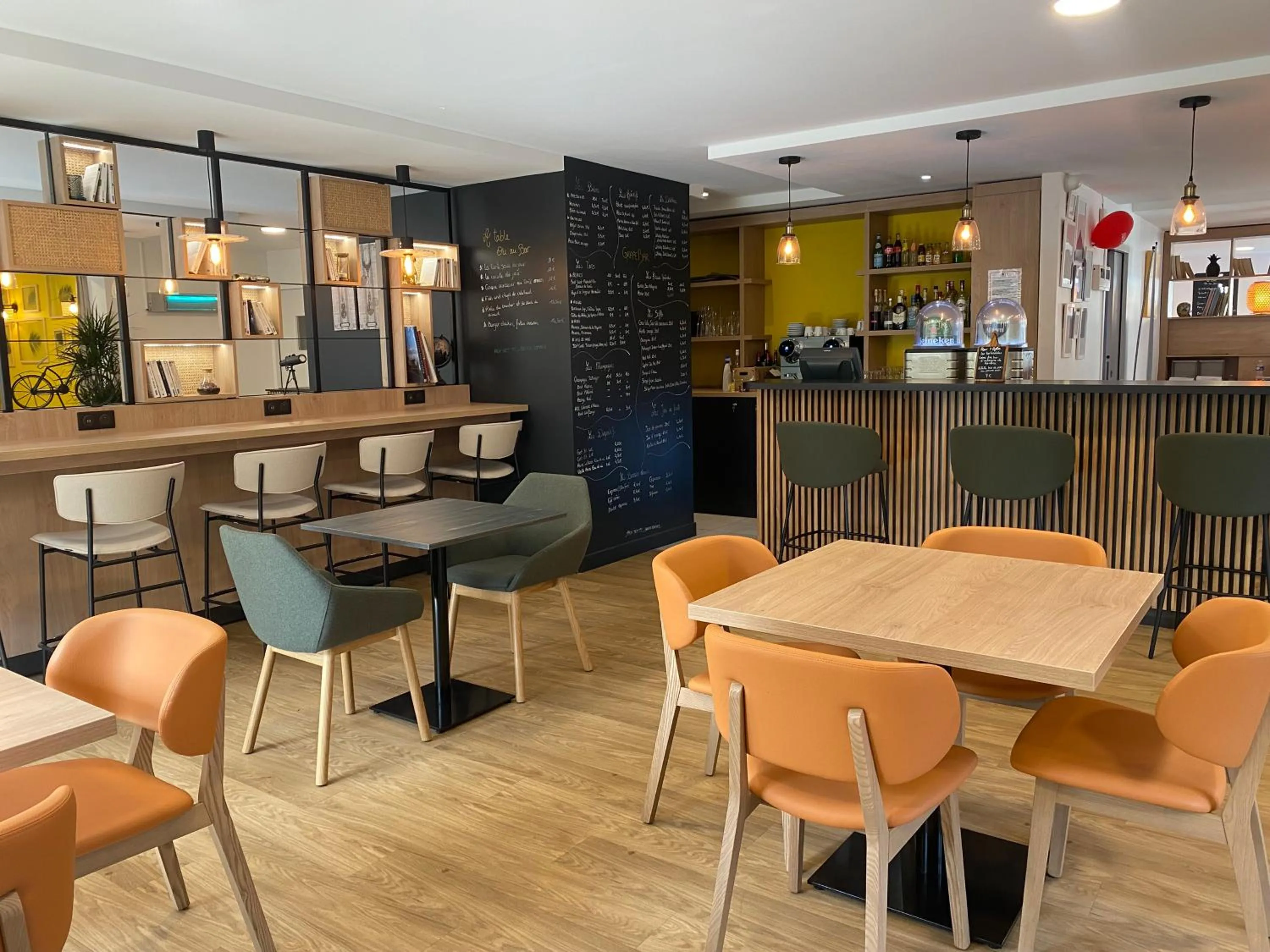 Restaurant/places to eat in Première Classe Nantes Sud - Rezé Aéroport