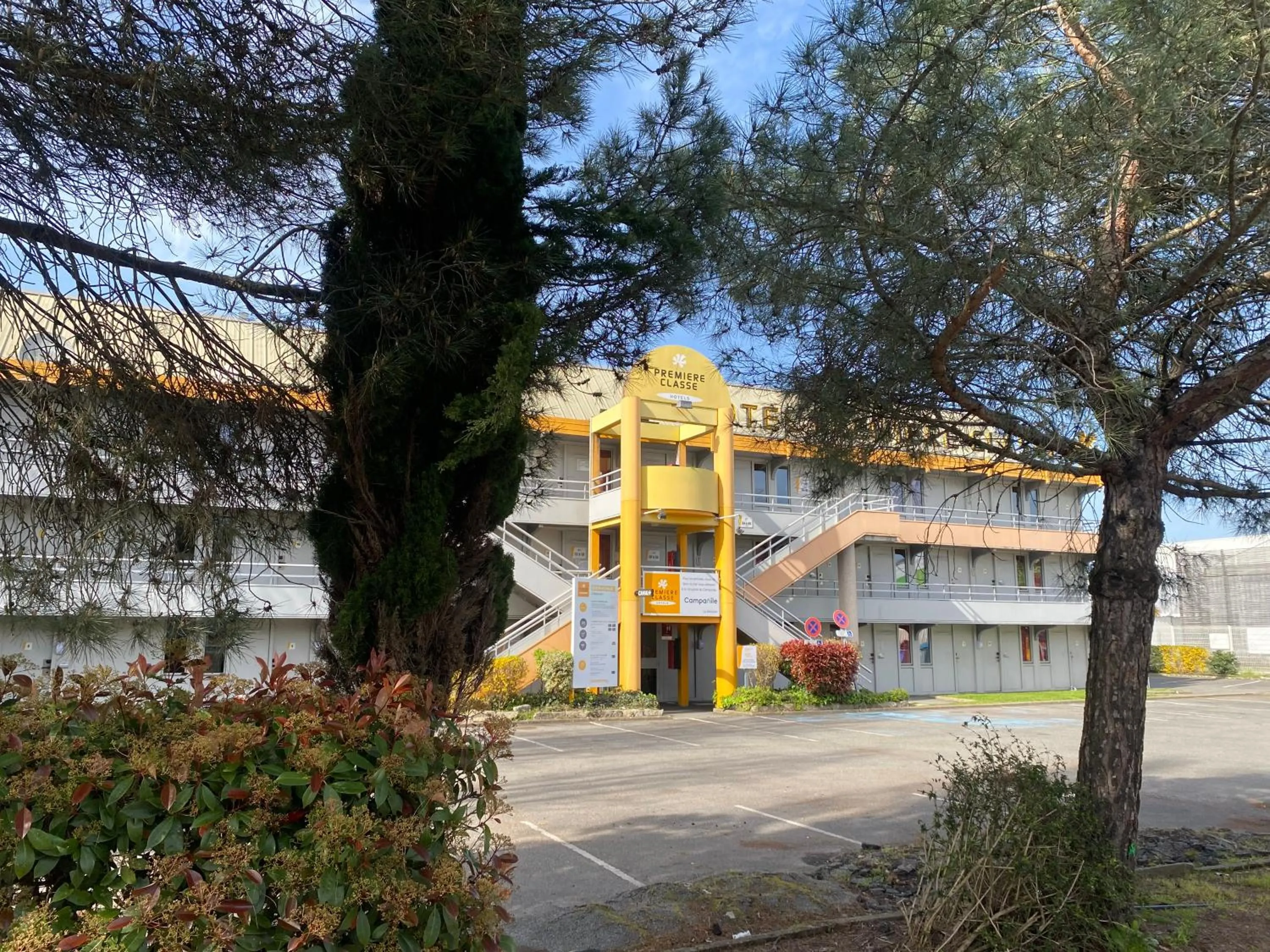 Facade/entrance in Première Classe Nantes Sud - Rezé Aéroport