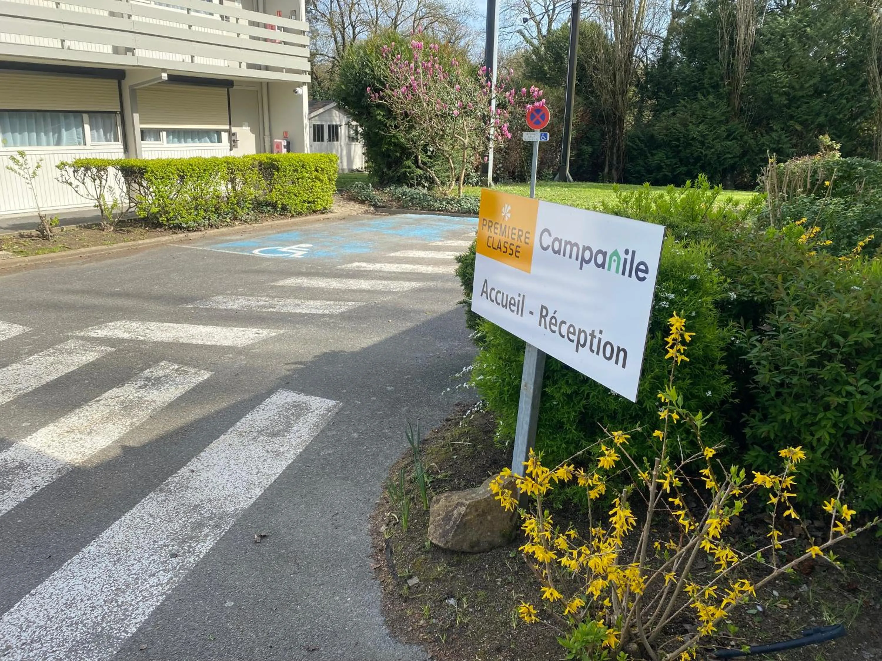 Facade/entrance in Première Classe Nantes Sud - Rezé Aéroport