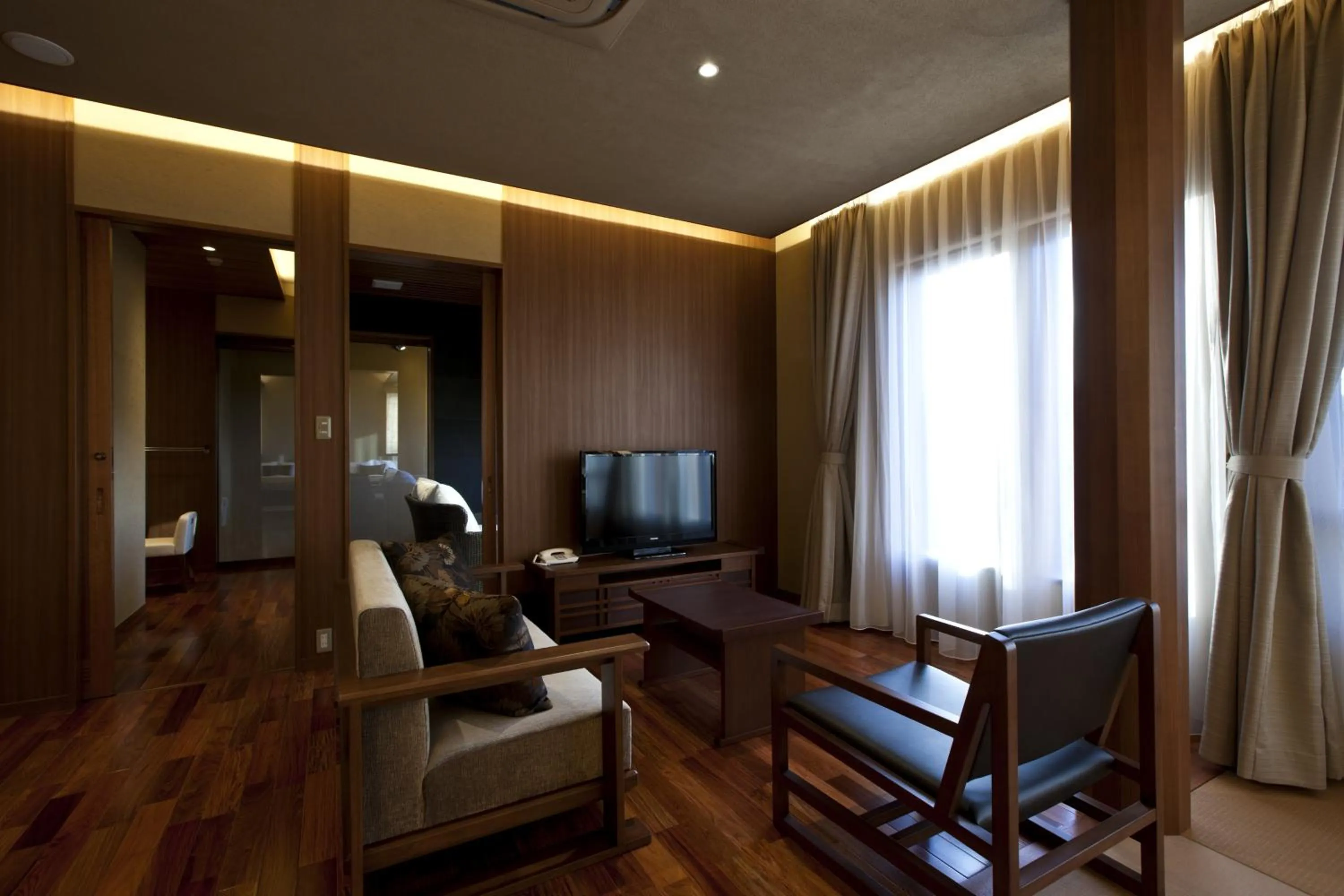 Living room in TAKITEI Riverside Onsen ーA Hidden Ryokan in Kanazawaー