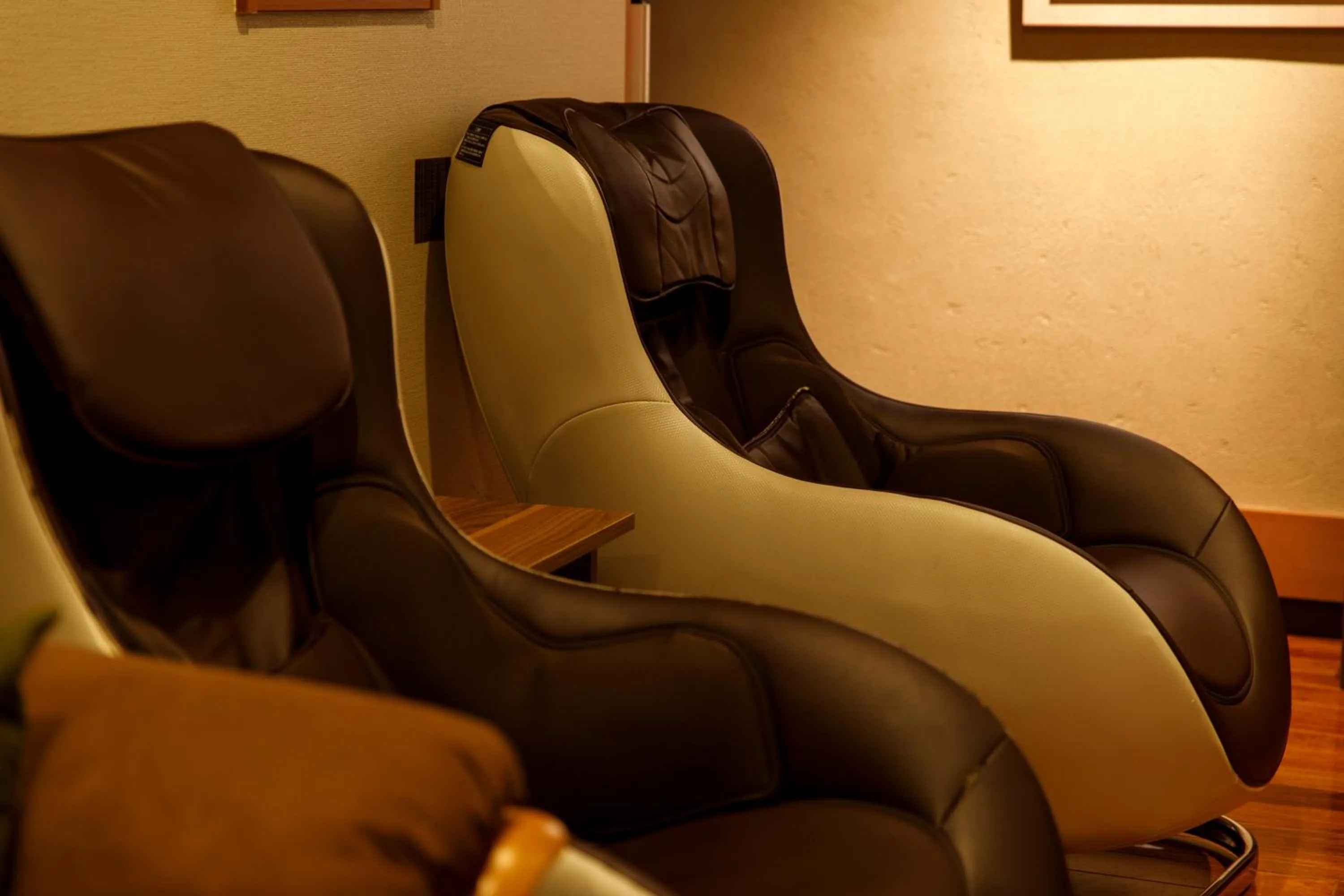 Massage in TAKITEI Riverside Onsen ーA Hidden Ryokan in Kanazawaー