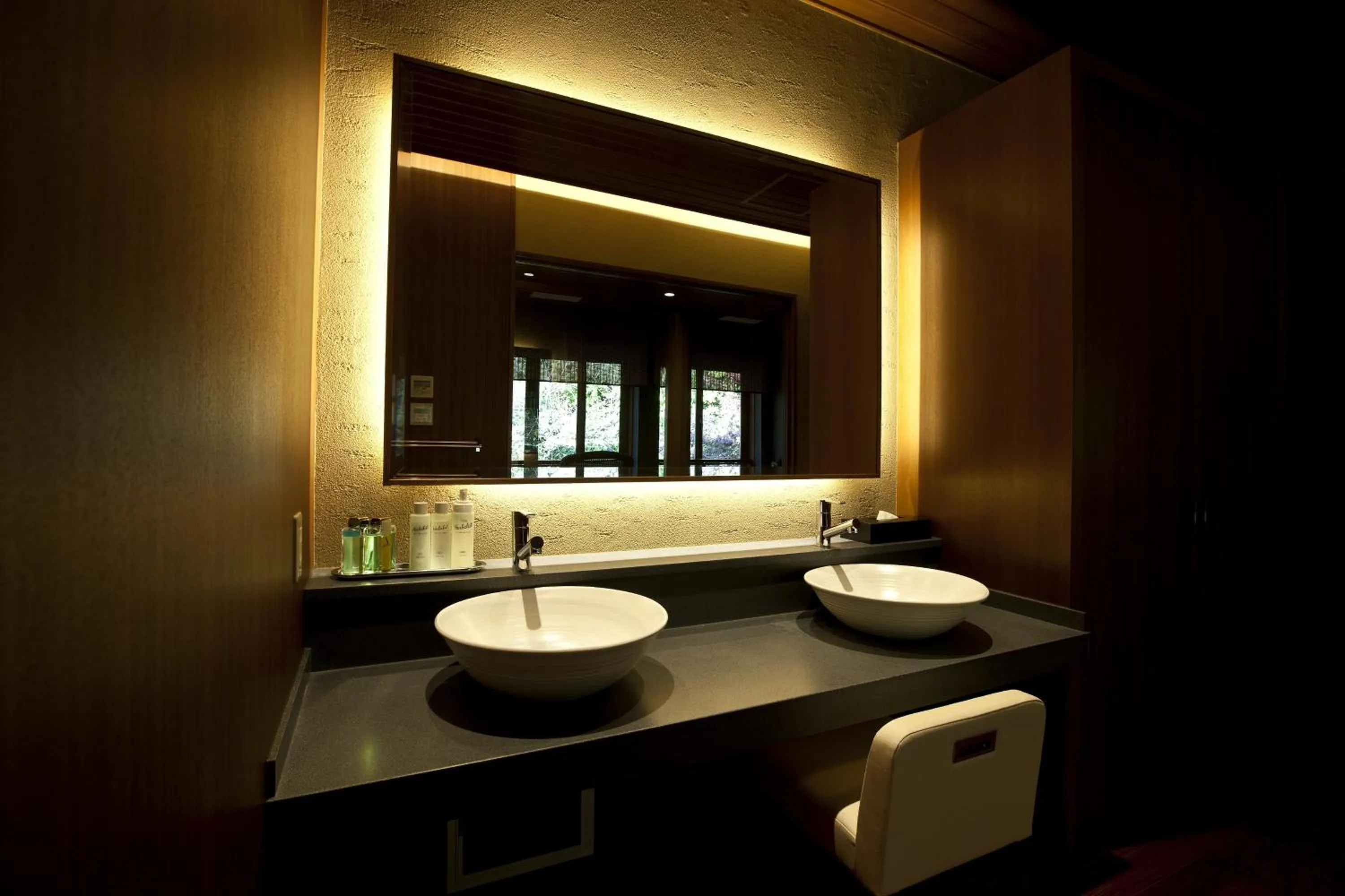 Bathroom in TAKITEI Riverside Onsen ーA Hidden Ryokan in Kanazawaー