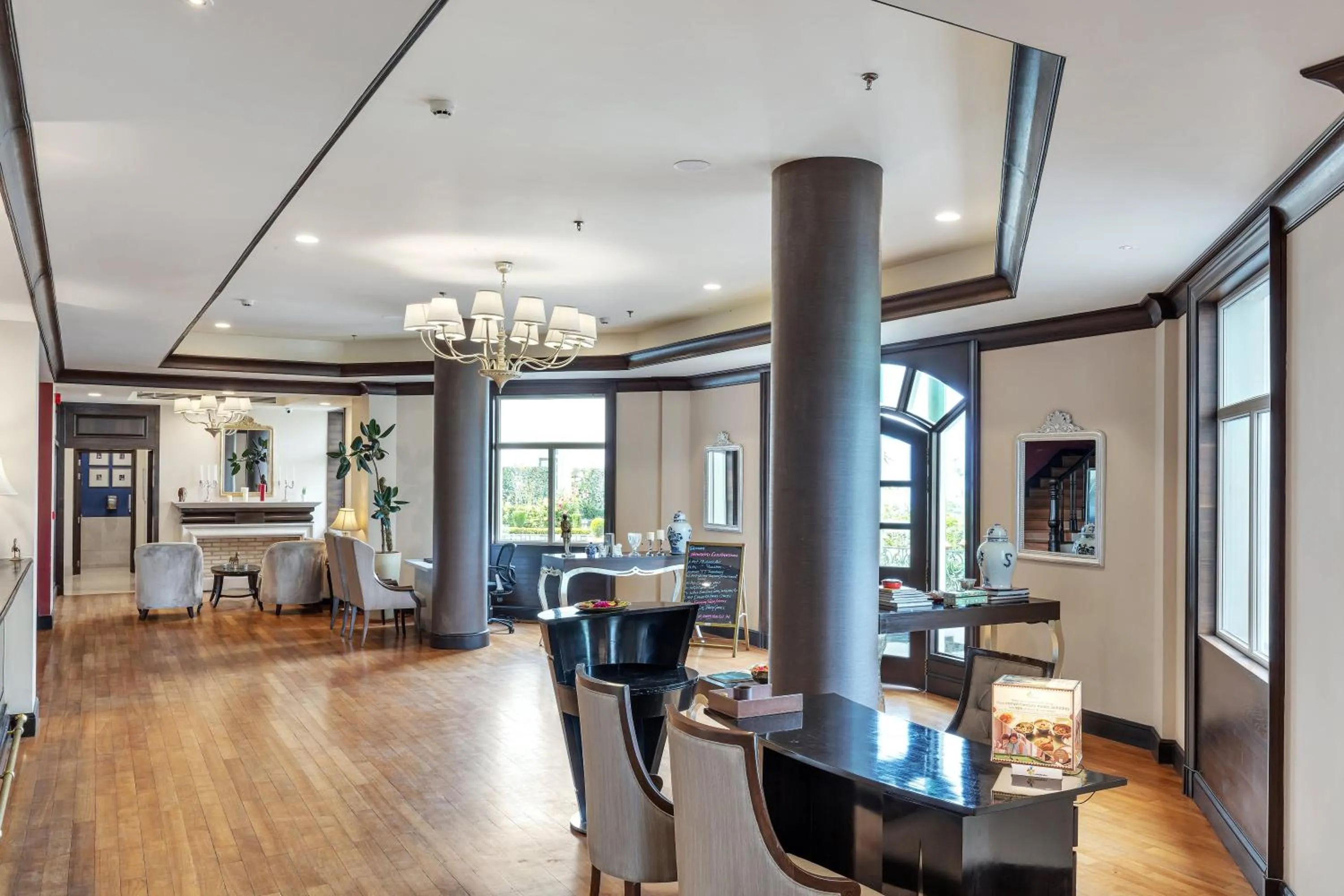 Lobby or reception in Club Mahindra Pristine Peaks Naldehra